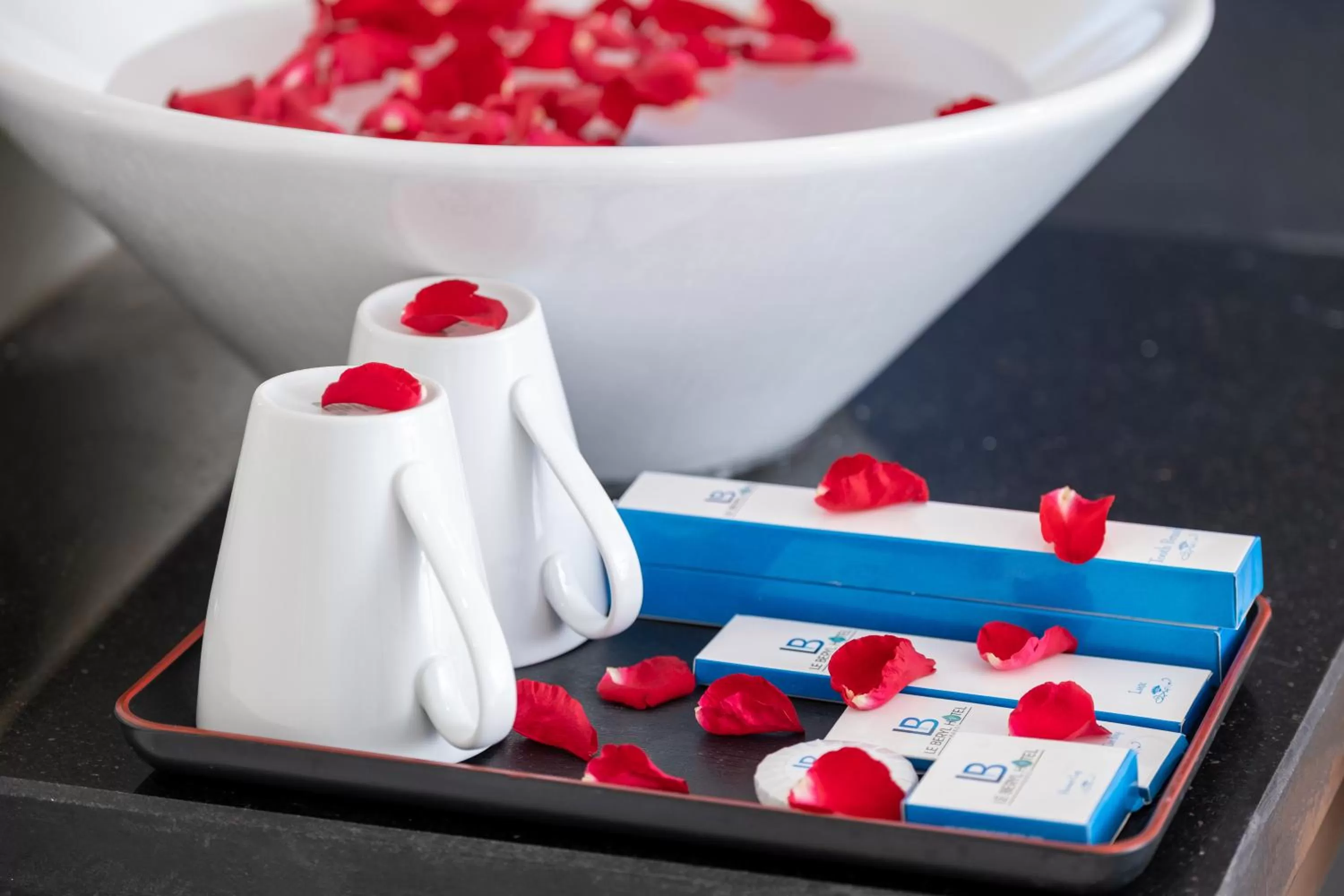 Bathroom in Le Beryl Hanoi Hotel