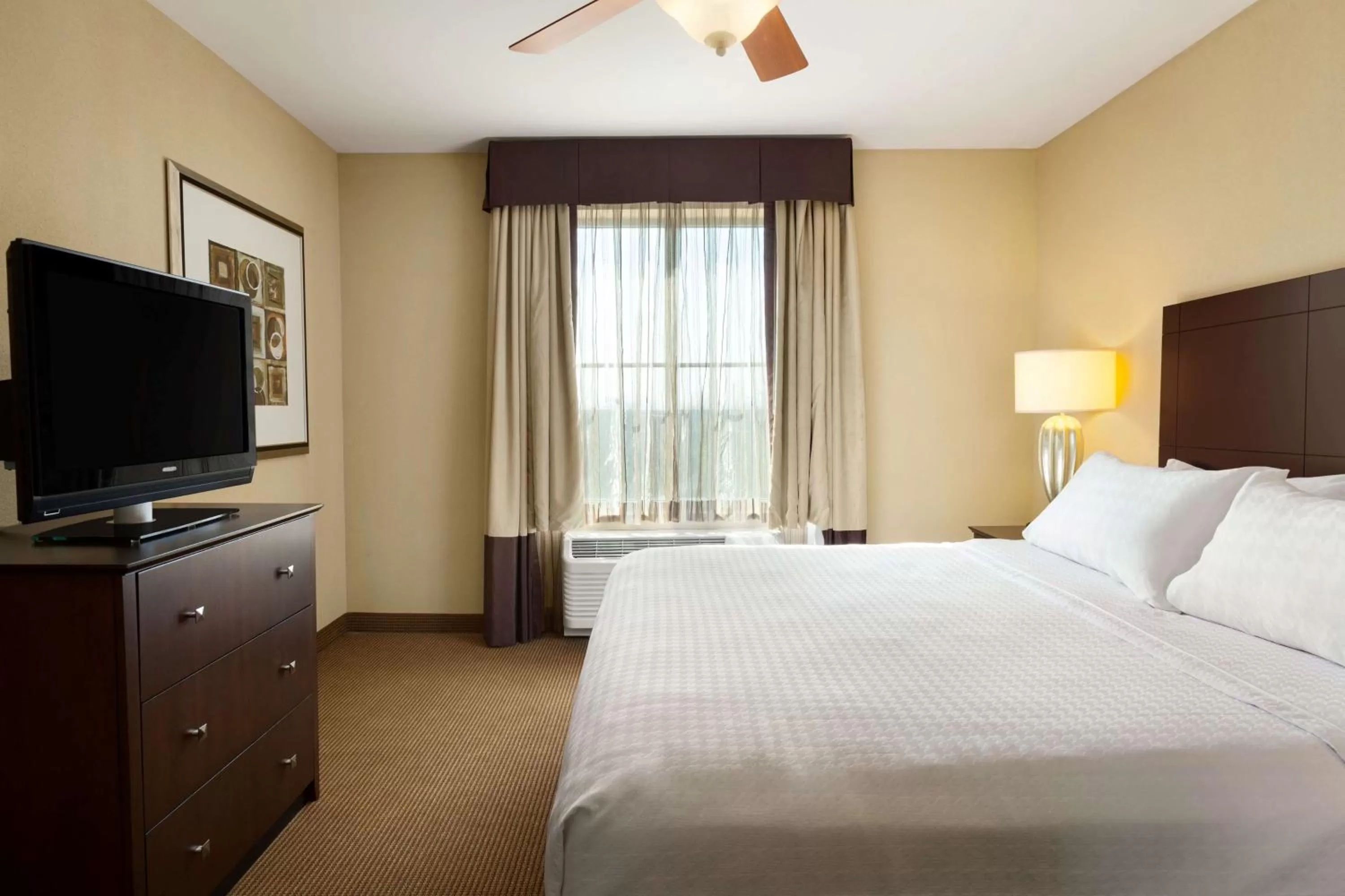 Bed in Homewood Suites by Hilton Houston - Northwest/CY-FAIR