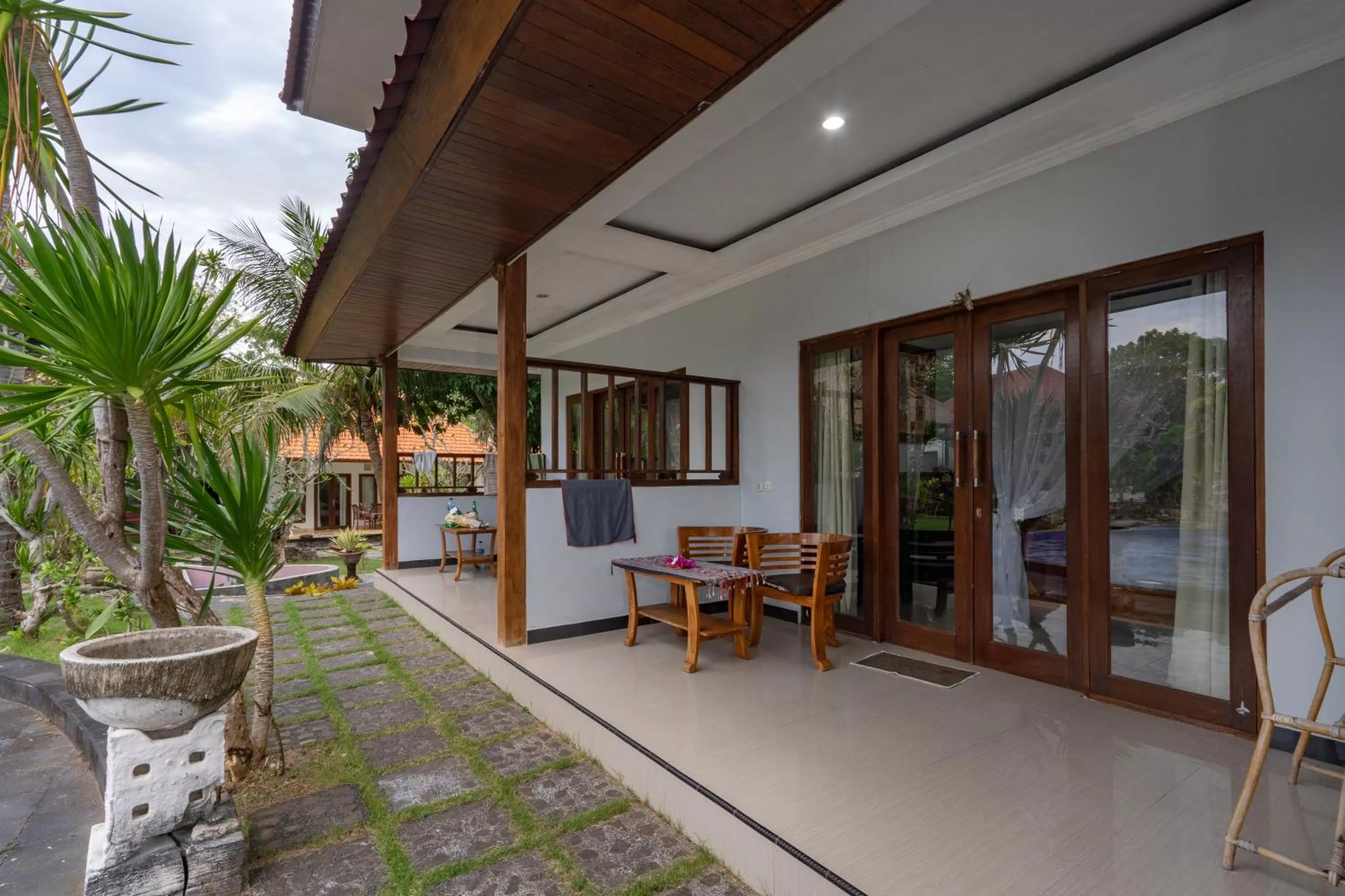 Balcony/Terrace in Mushroom Beach Bungalows