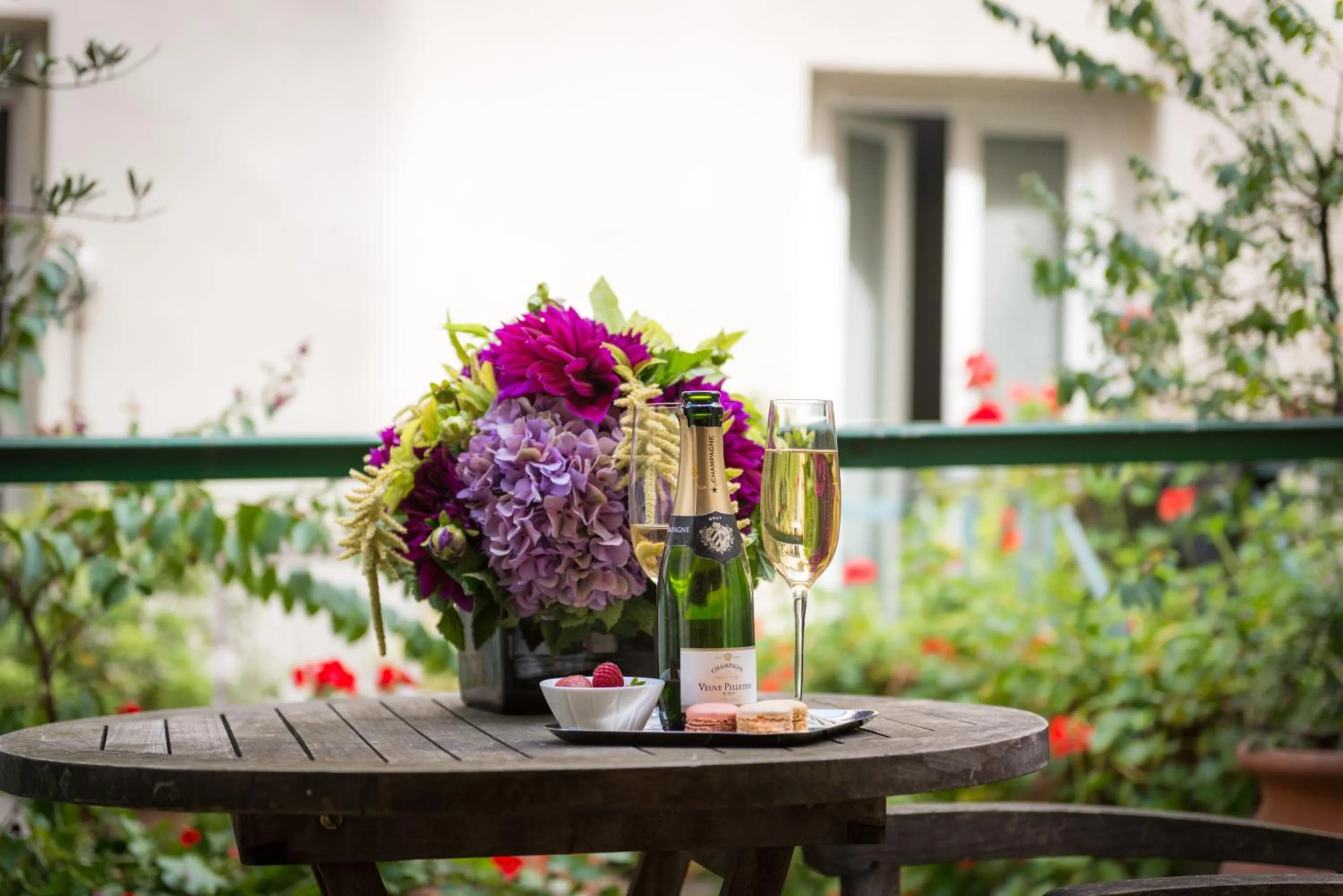 Balcony/Terrace in Hotel Monceau Wagram