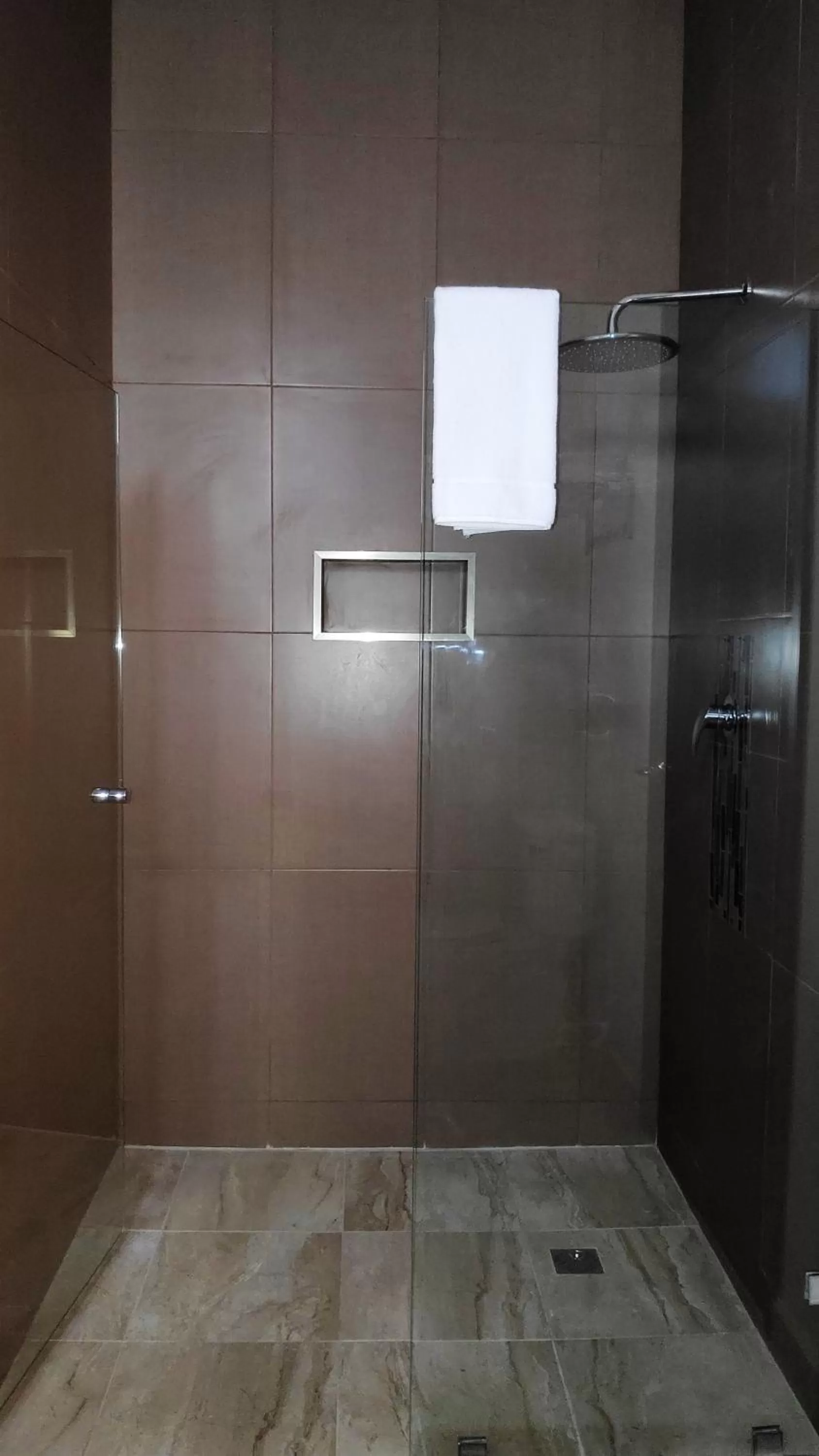 Shower in Hotel Los Frailes, Valladolid, Yucatán