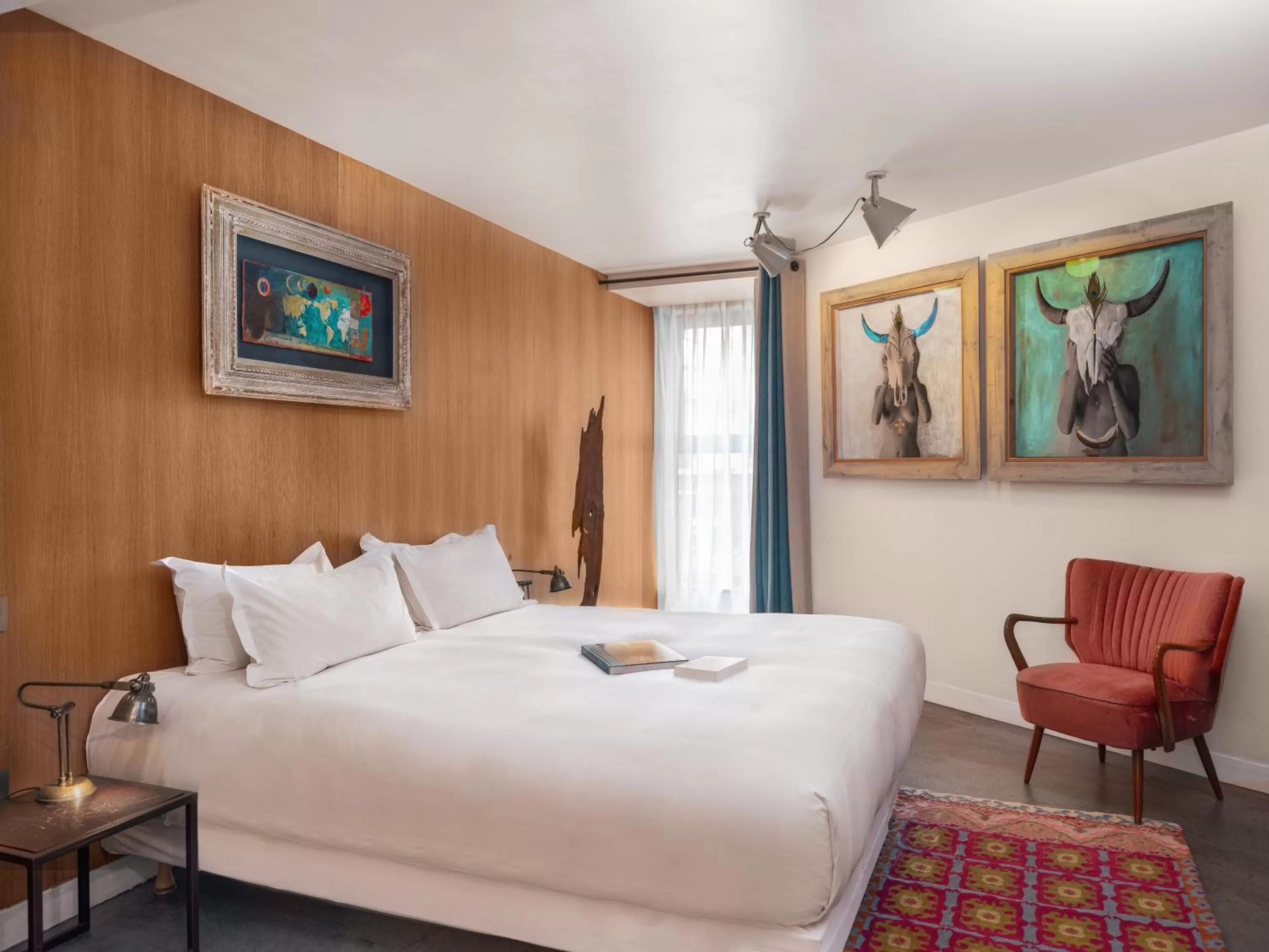 Bedroom, Bed in Hôtel Edgar & Achille