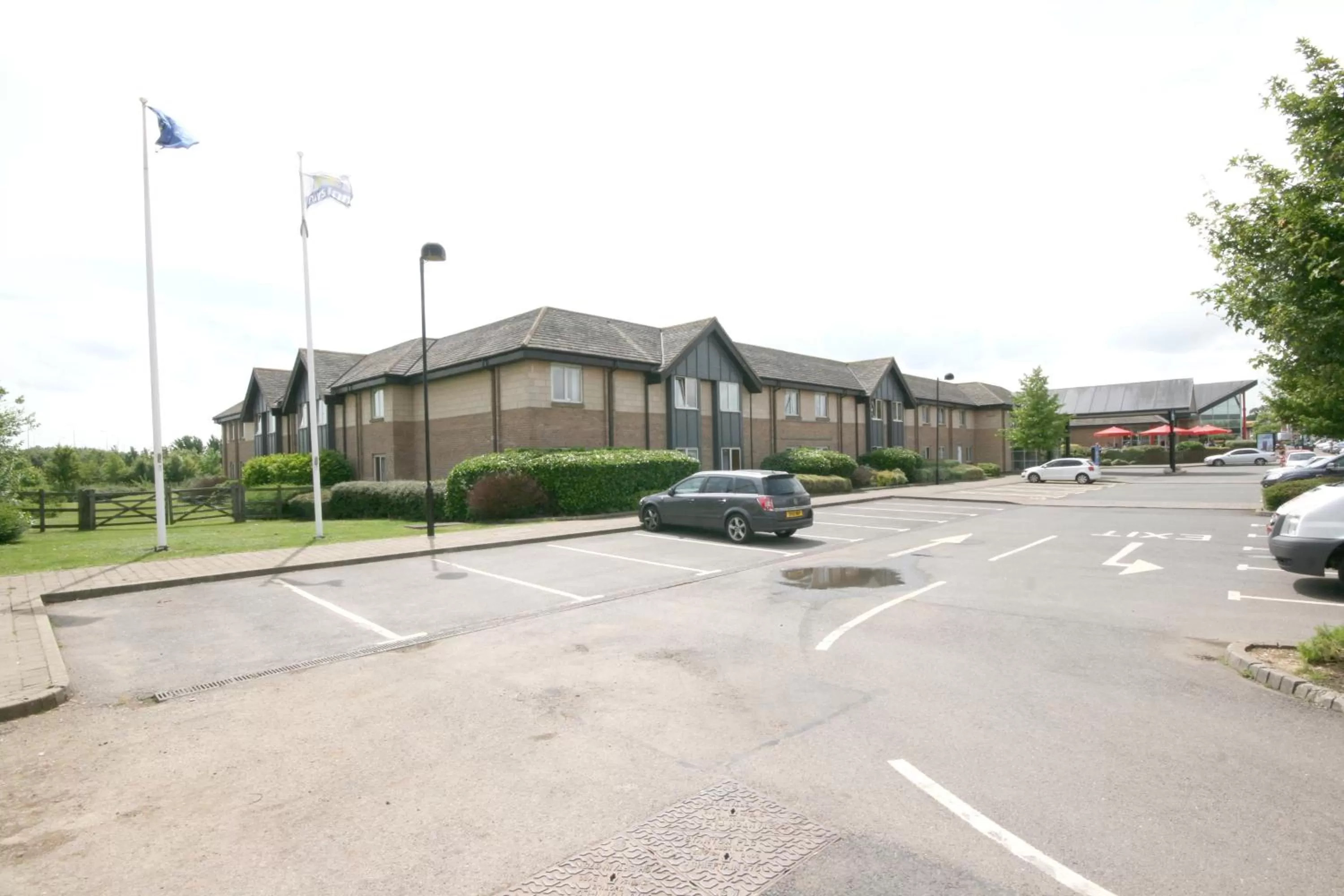 Property building in Days Inn Peterborough