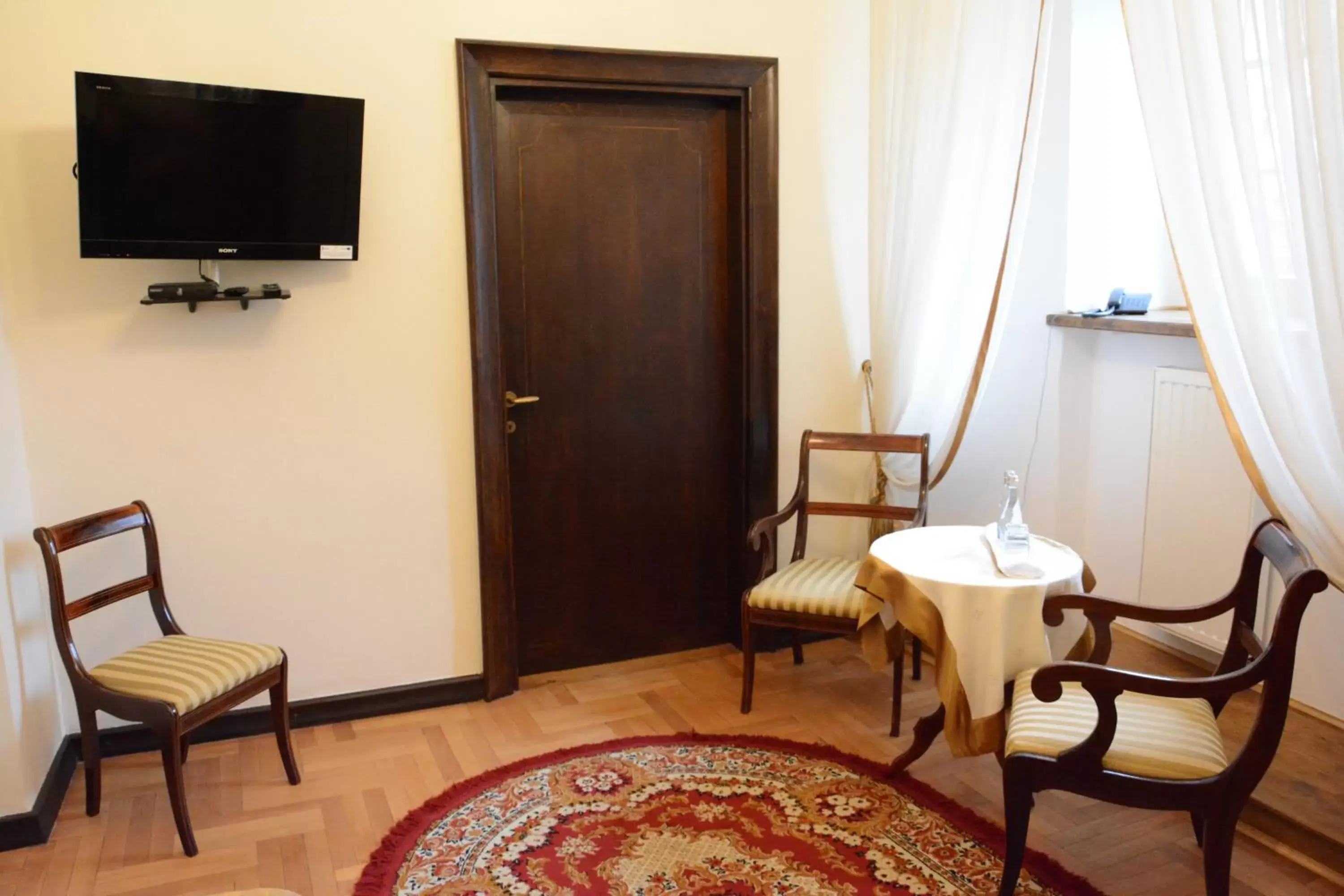 Double Room in Palac w Rybnej Double Room in Palac w Rybnej