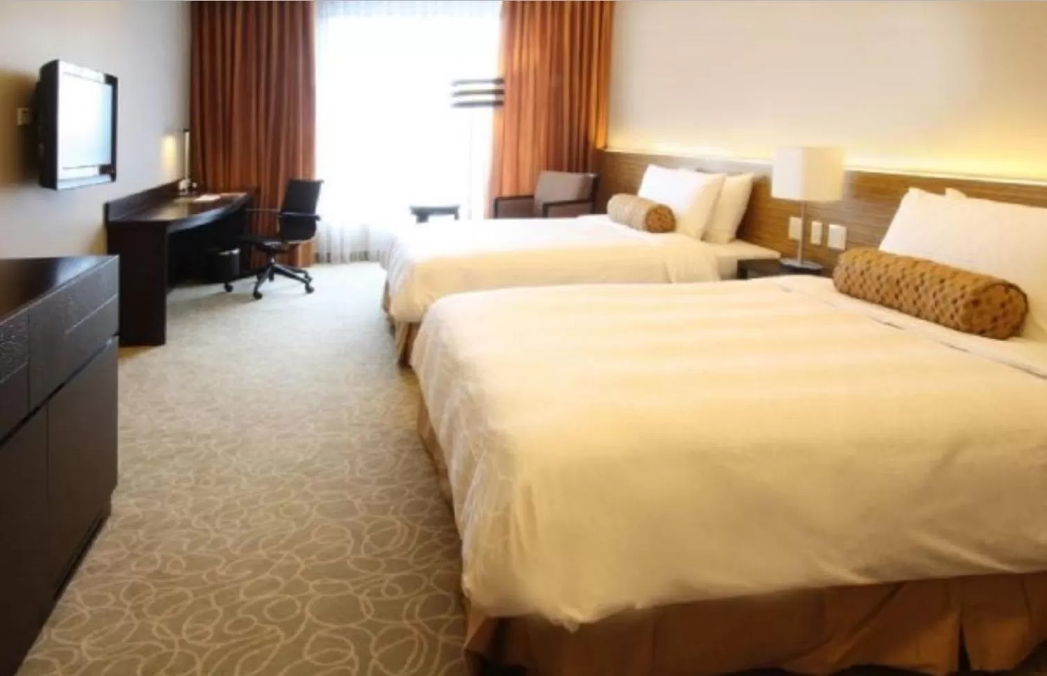 Deluxe Double Room - Tower Wing in The Bellevue Manila