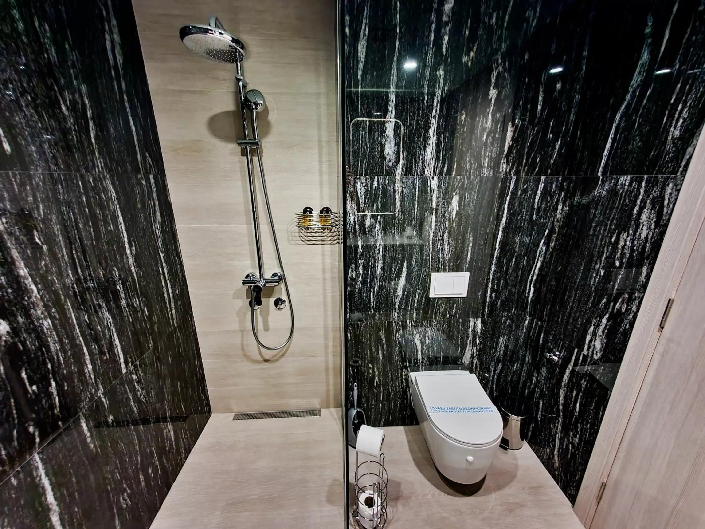 Bathroom in Hotel City Code