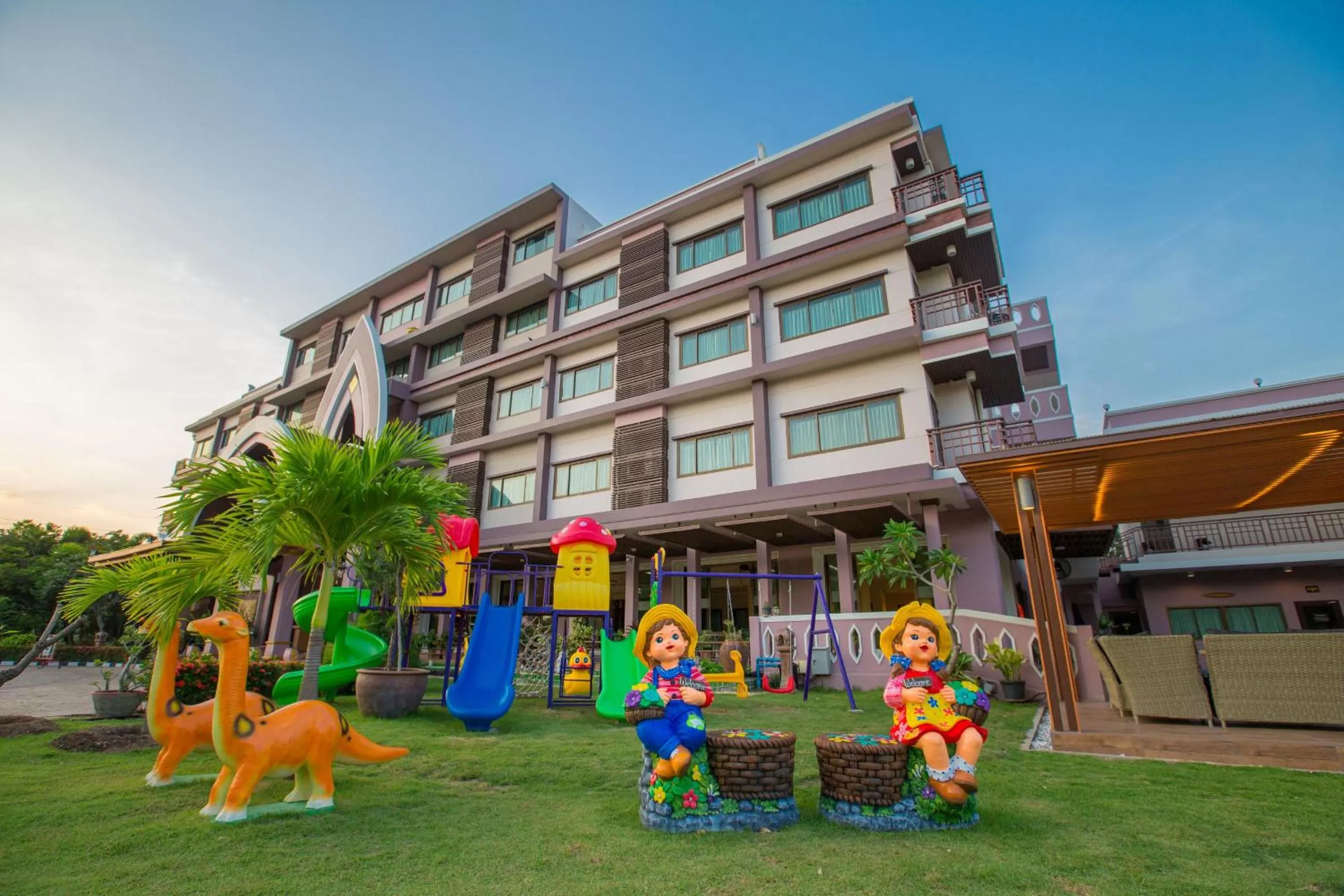 Children play ground in Phanomrungpuri Hotel Buriram