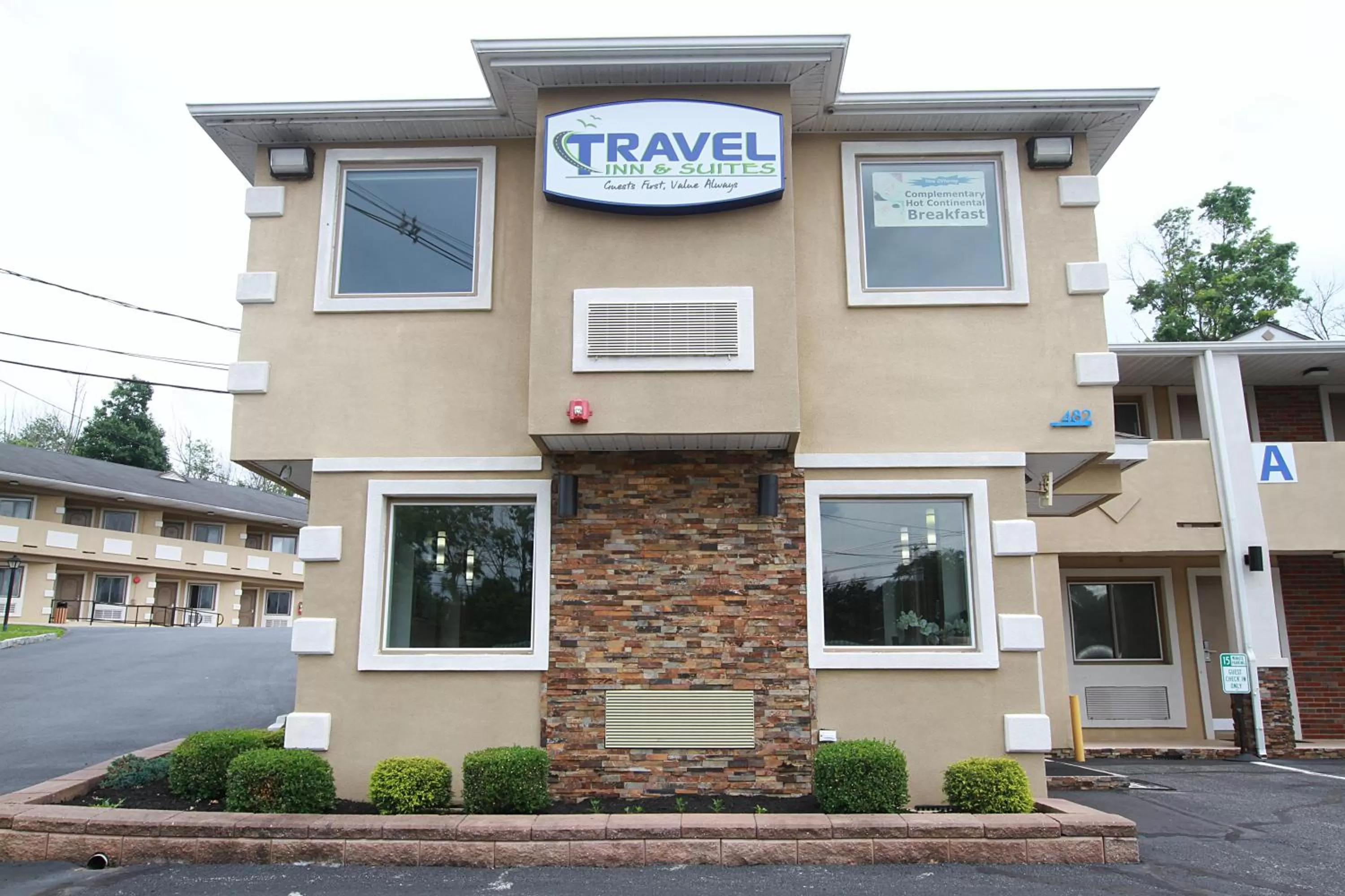 Property building in Travel Inn & Suites Flemington