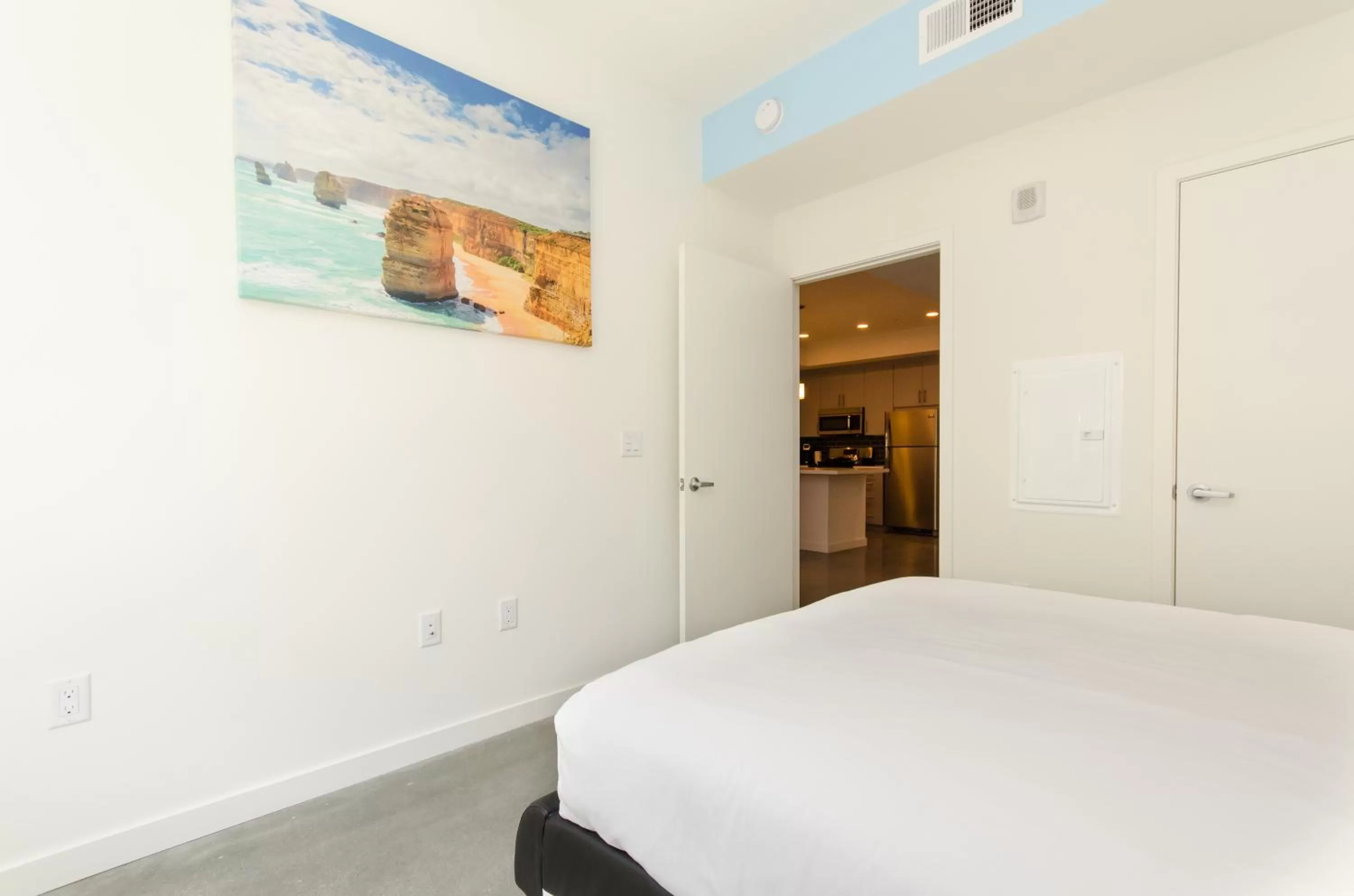 Bed in Modern Apartment Rentals