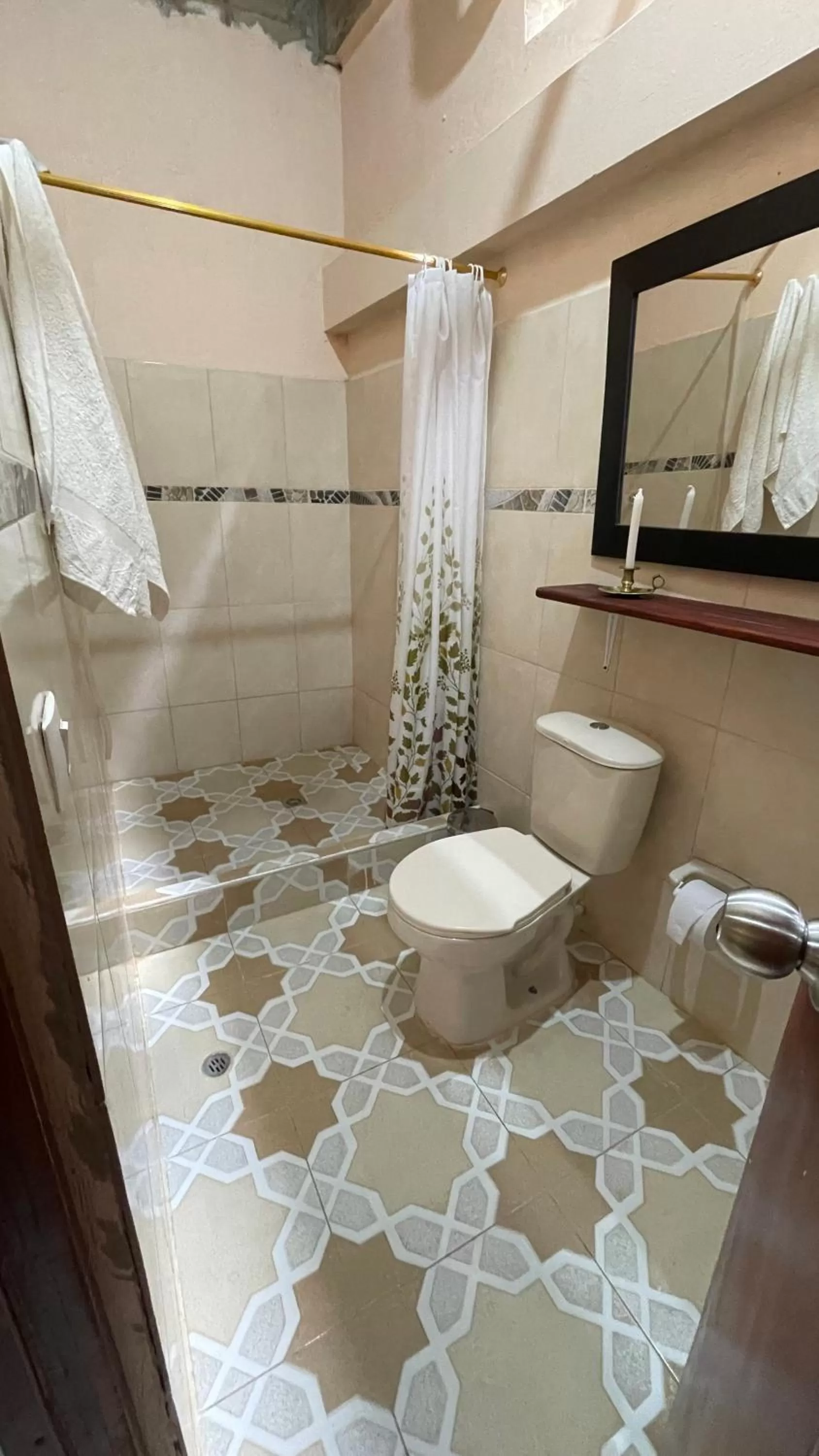 Toilet, Bathroom in Posada Turística Rocas De Cabo Marzo