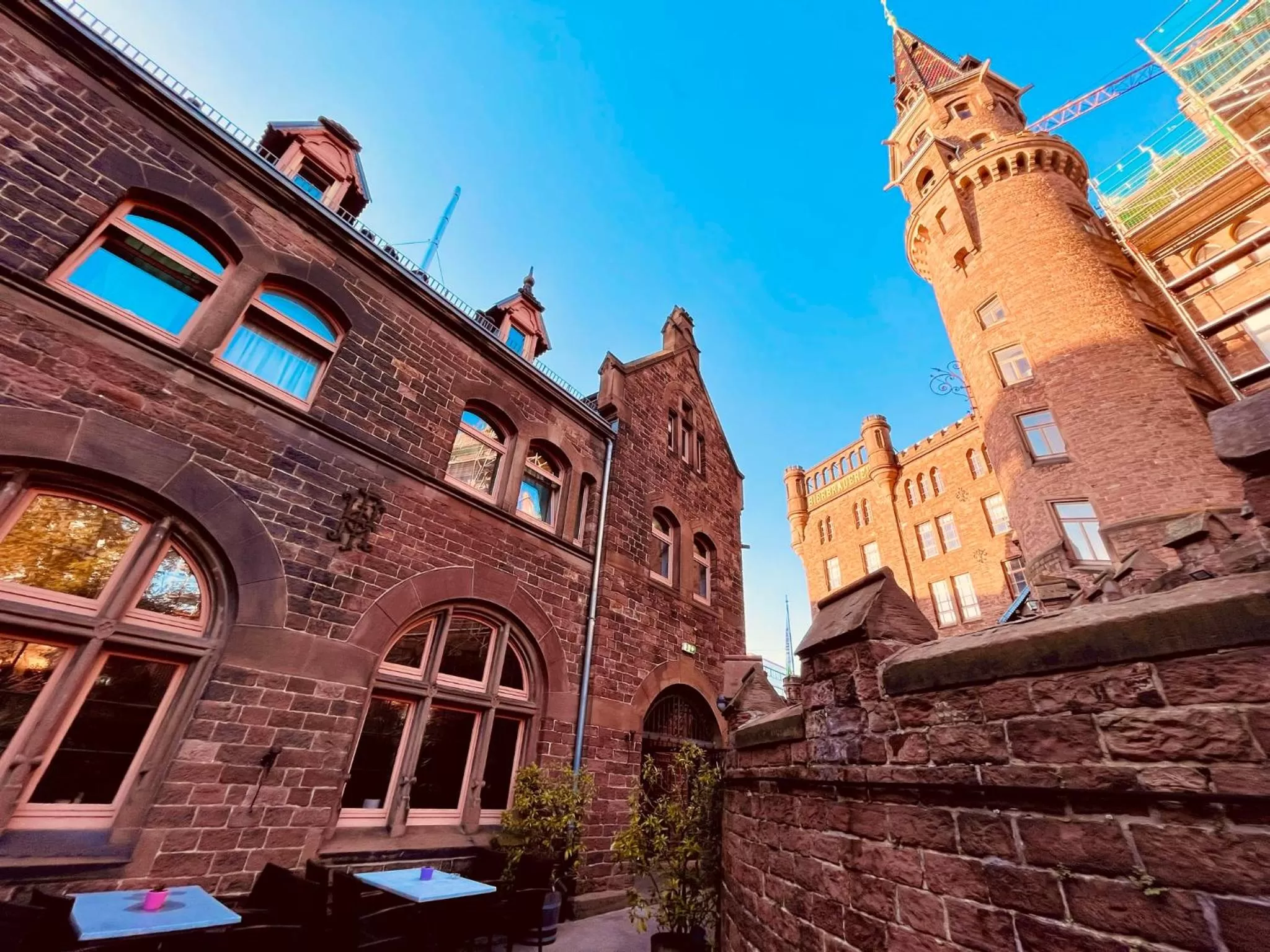 Property building in Hotel Hoepfner Burghof