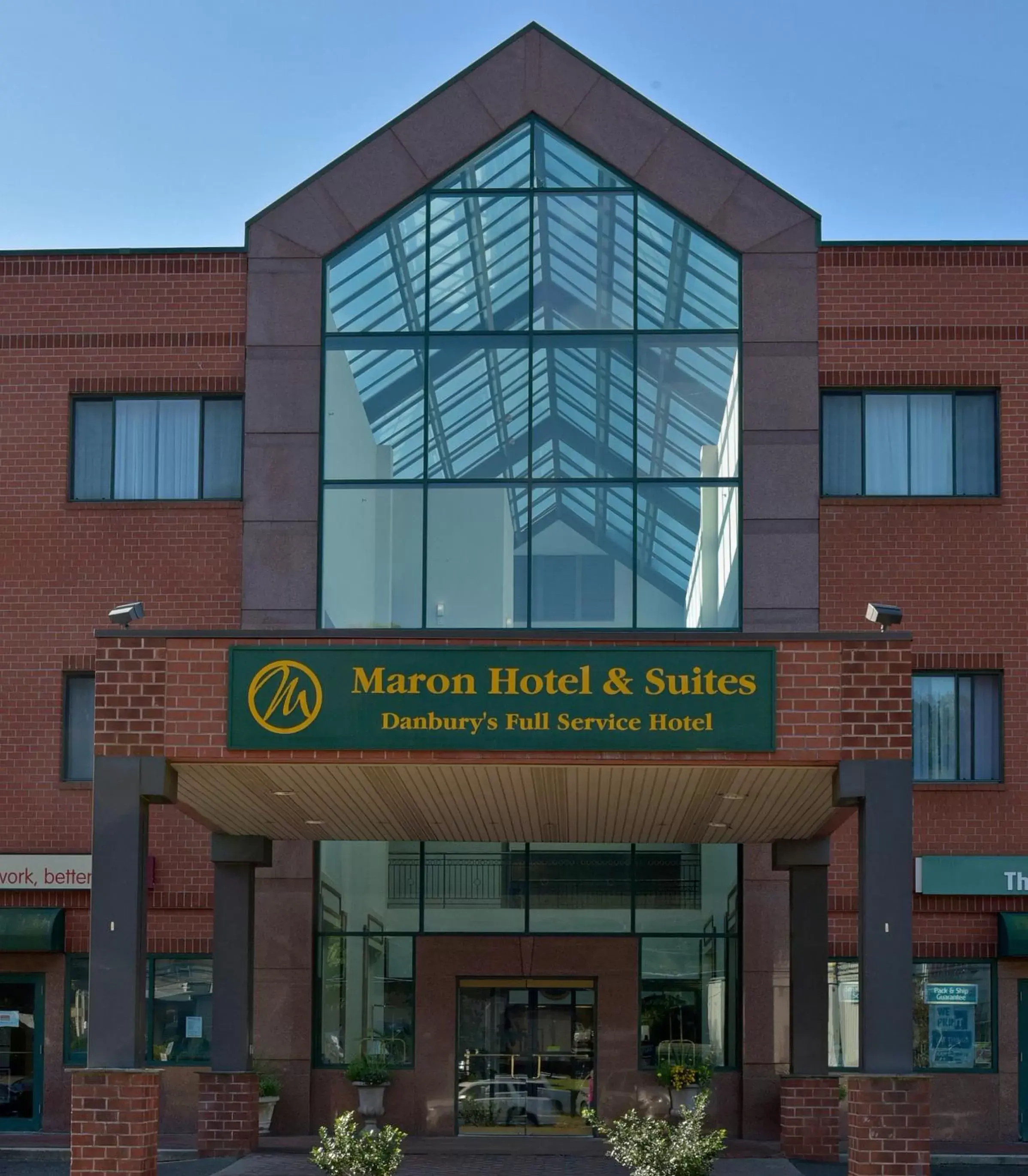 Maron Hotel & Suites Maron Hotel & Suites