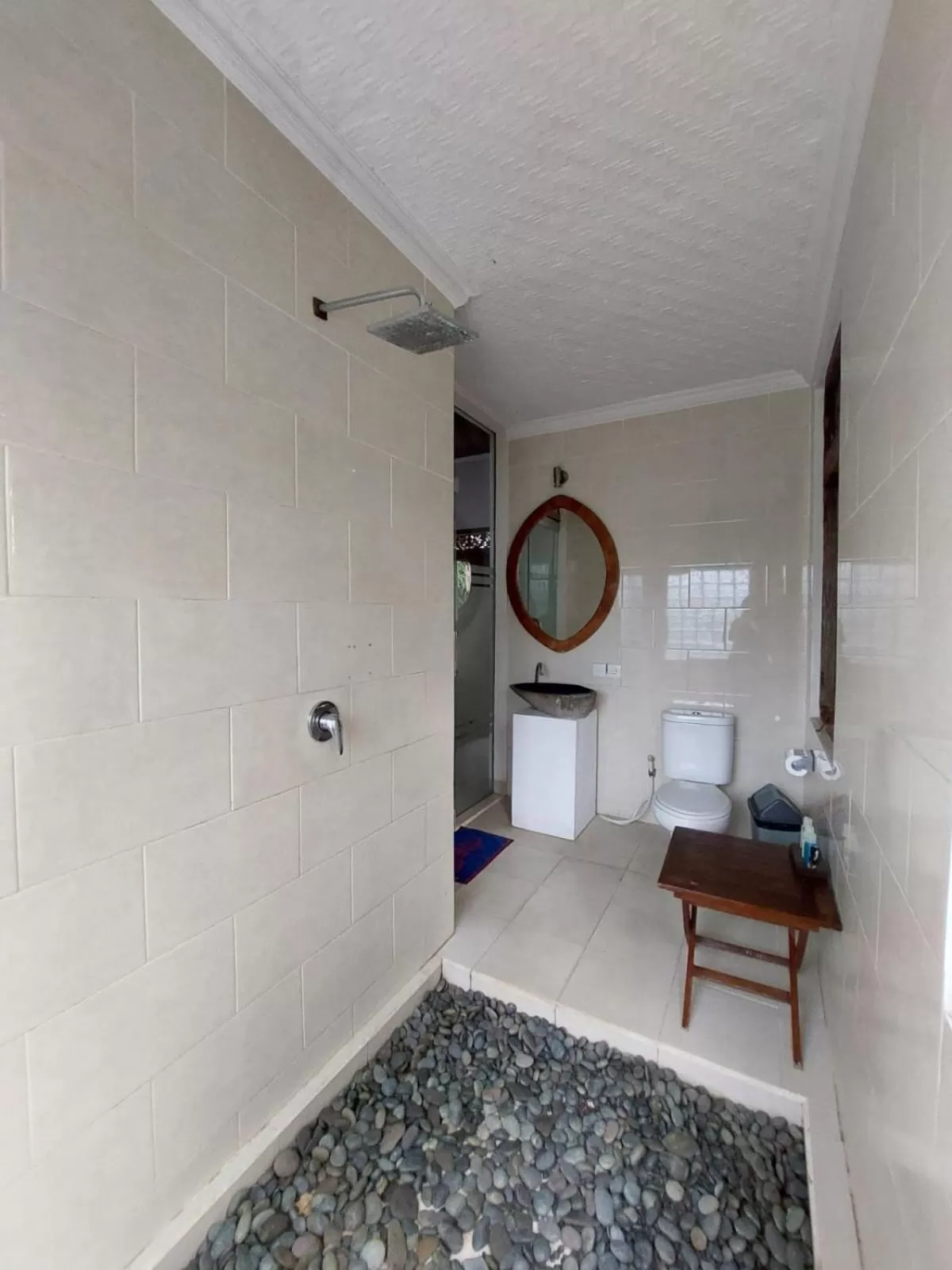 Toilet in Gusde Tranquil Villas by EPS