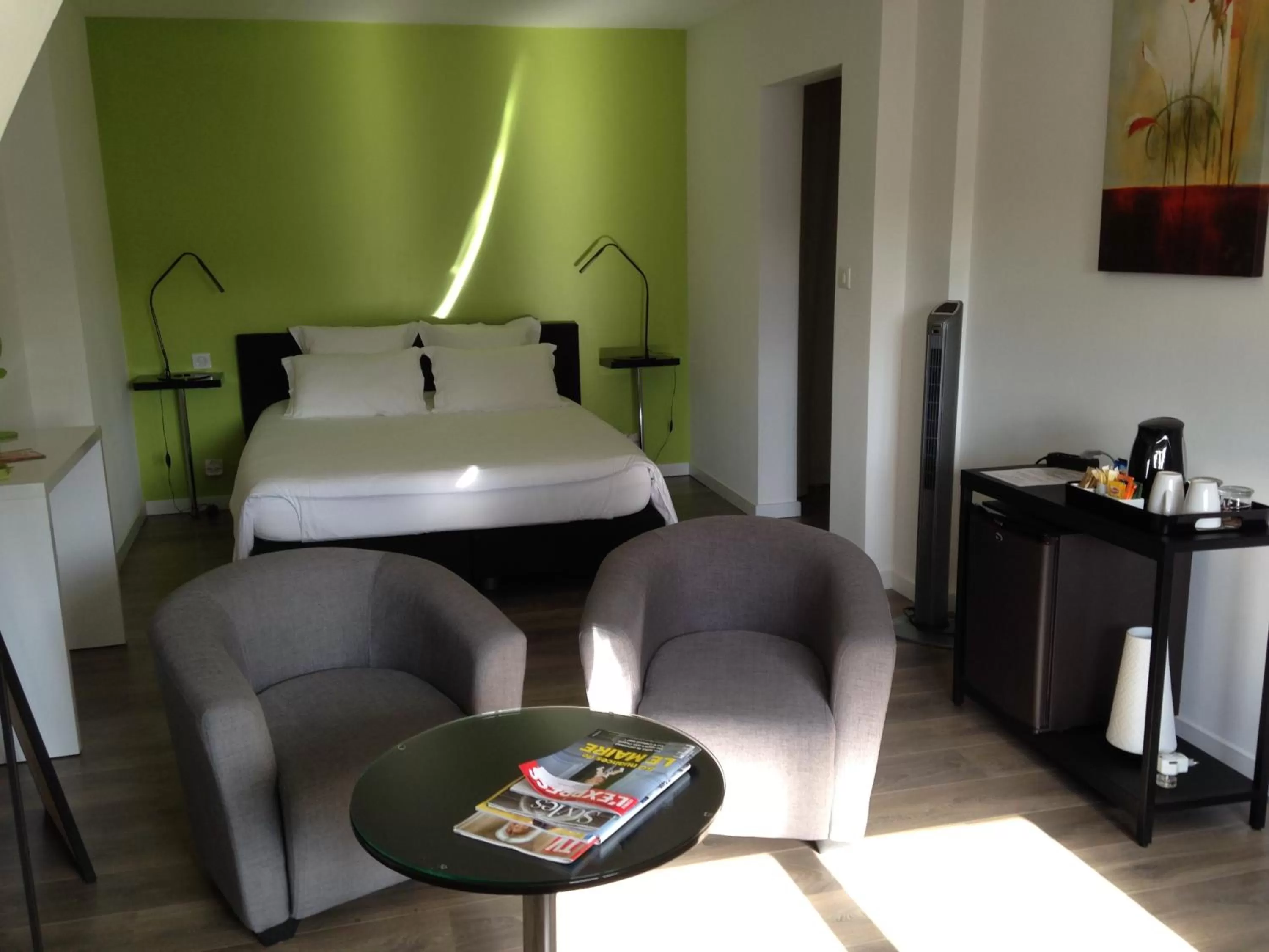 Photo of the whole room in Les Chambres Lauryvan