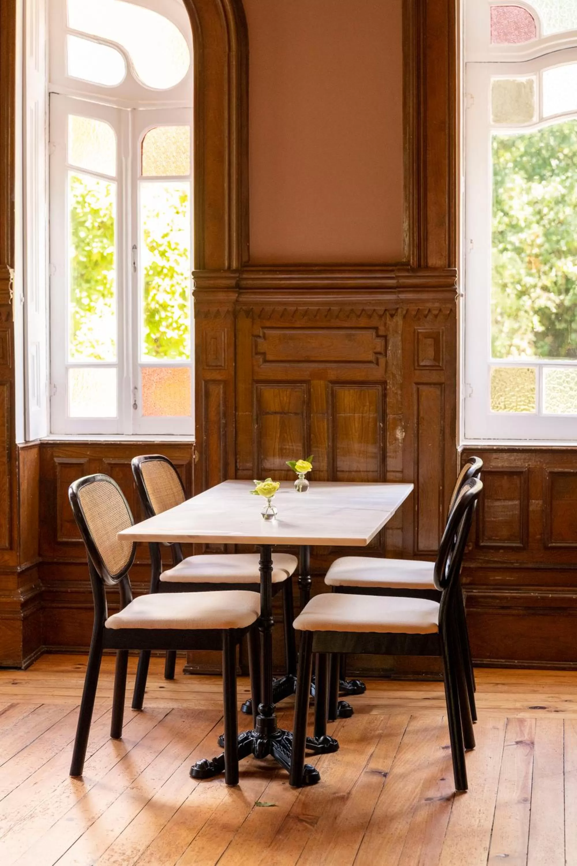 Dining area in The Grove Houses