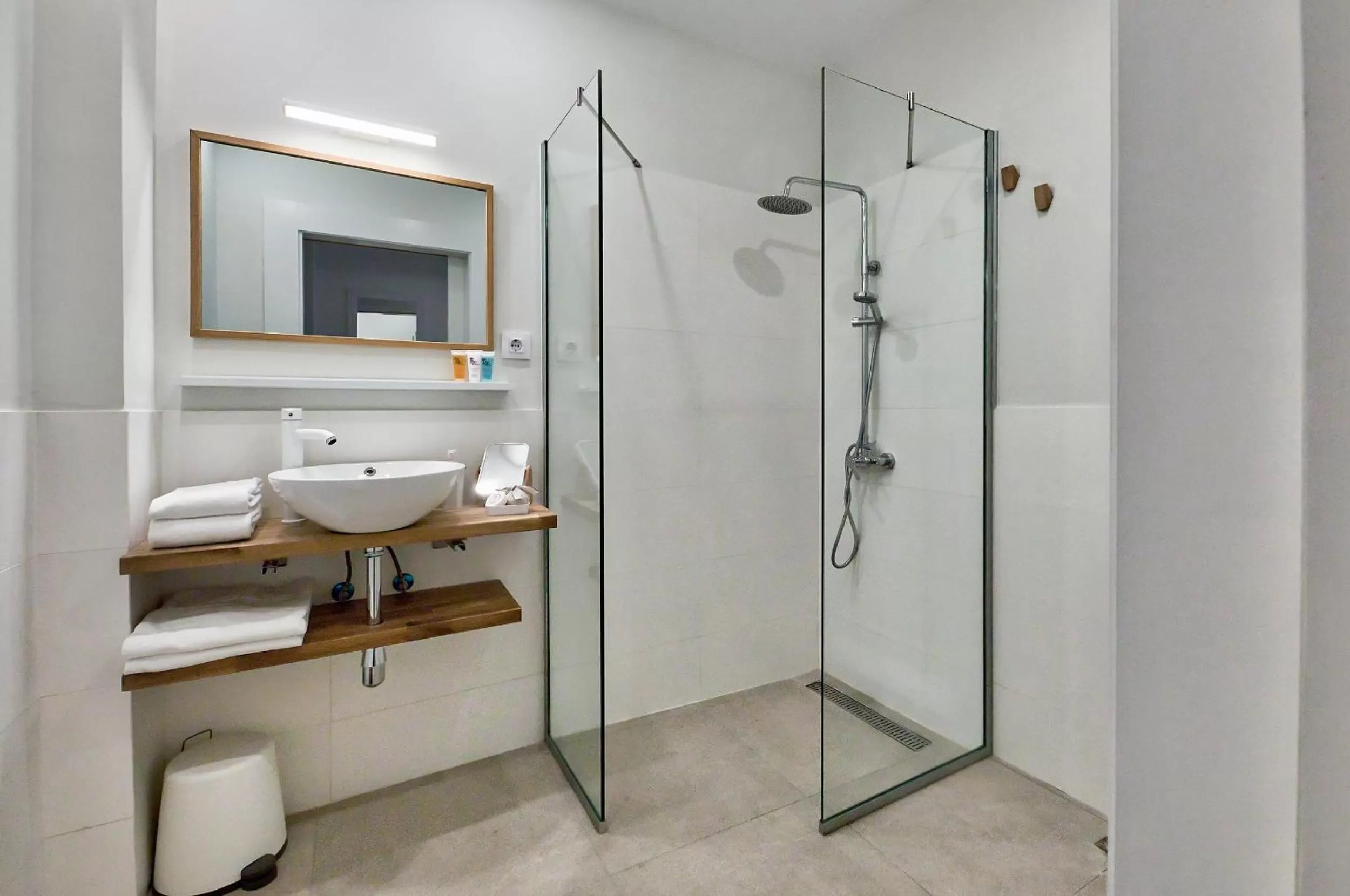 Photo of the whole room in Maresía Canteras Urban Hotel