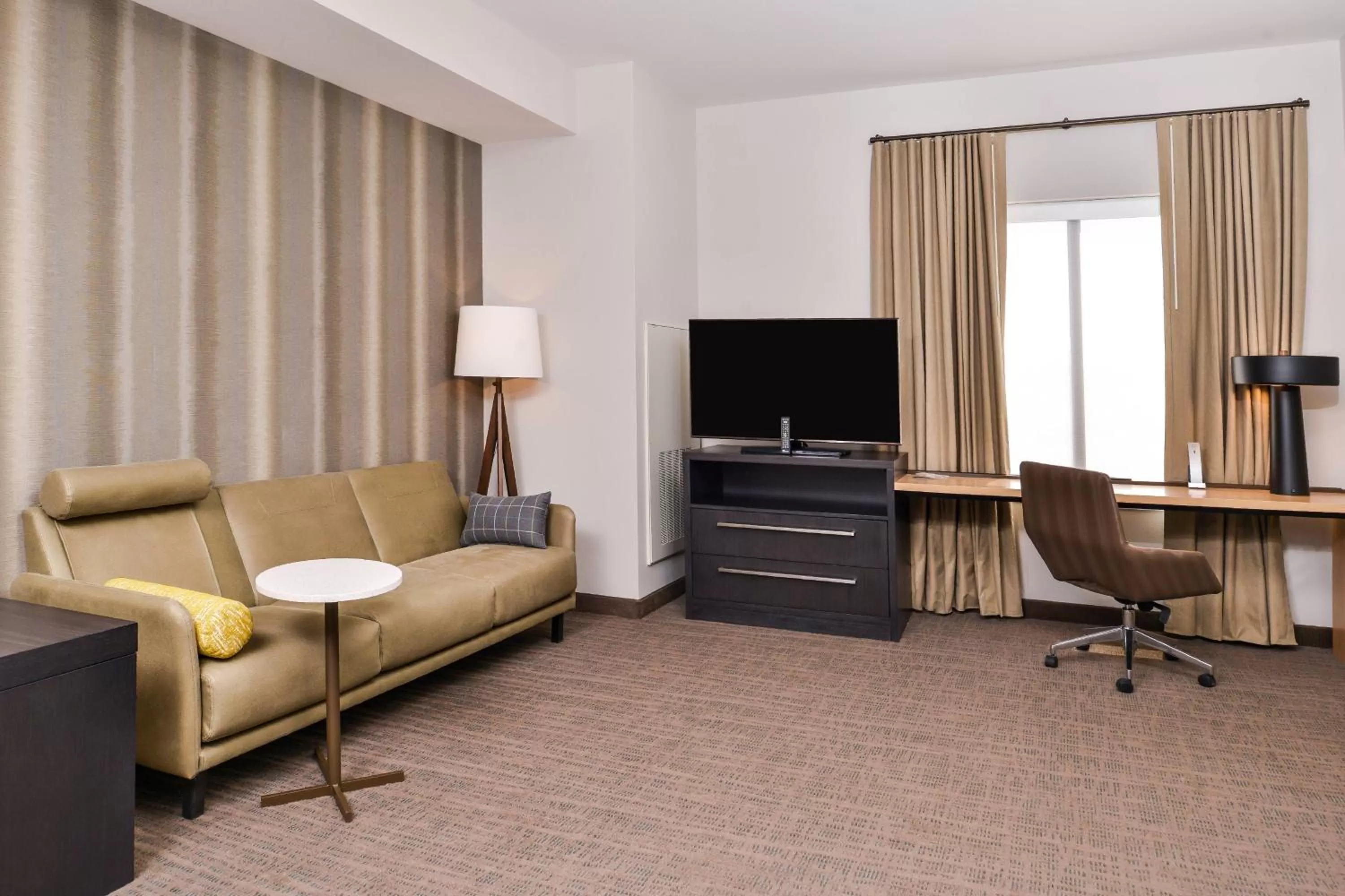 Living room in Residence Inn by Marriott Charlotte Northlake