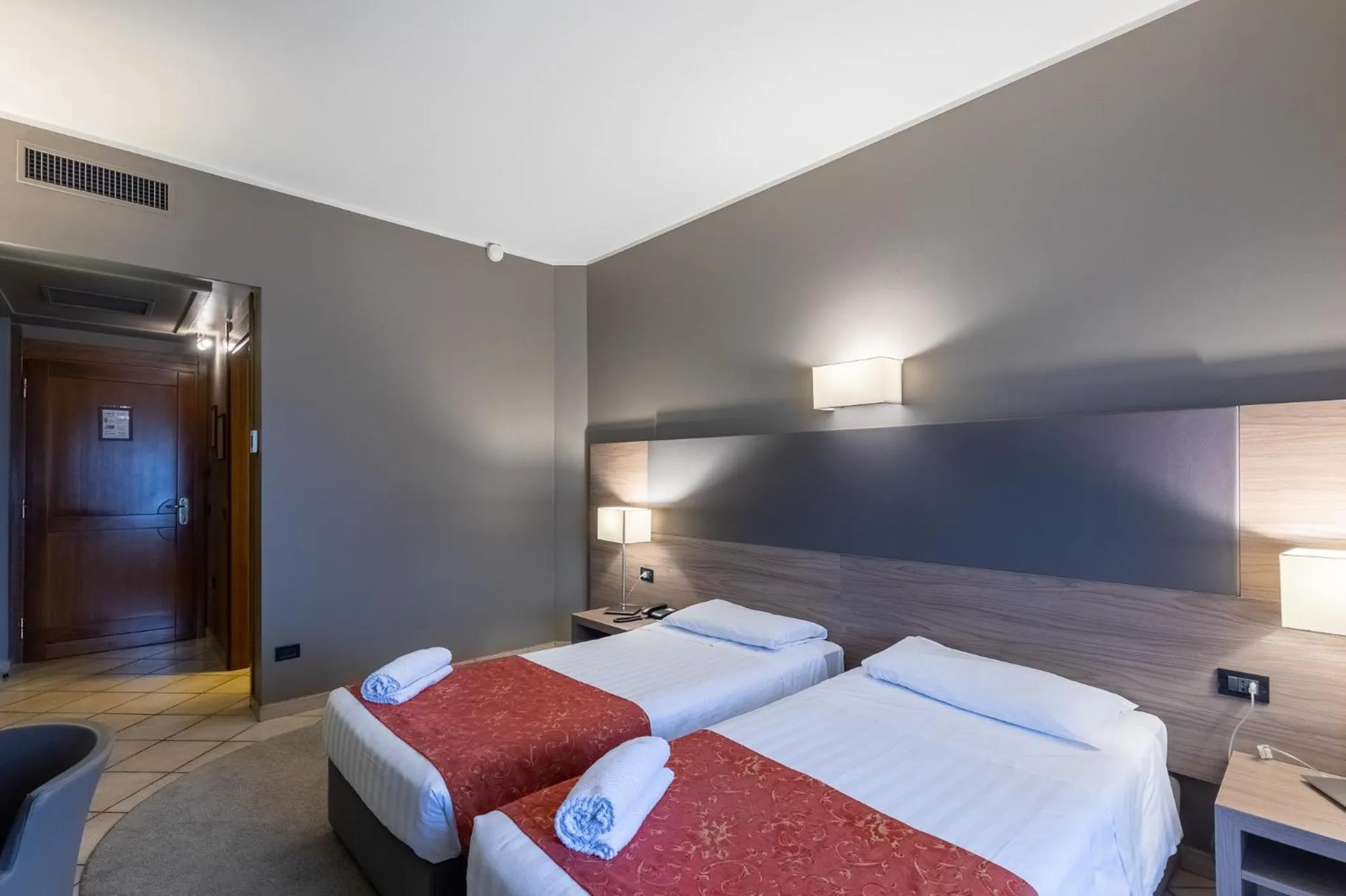 Bed in Hotel Sunflower