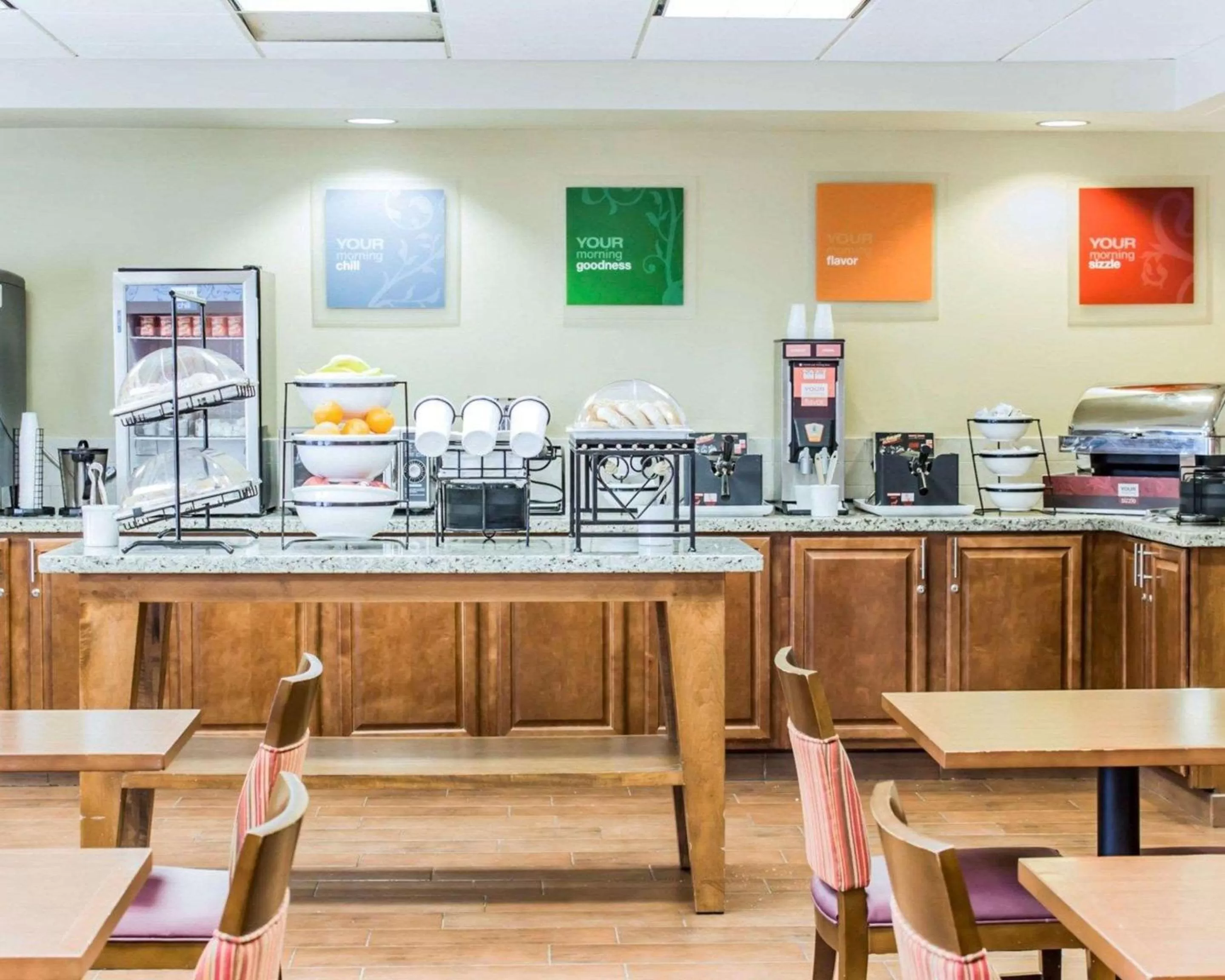 Restaurant/places to eat in Comfort Inn Fayetteville near Fort Bragg