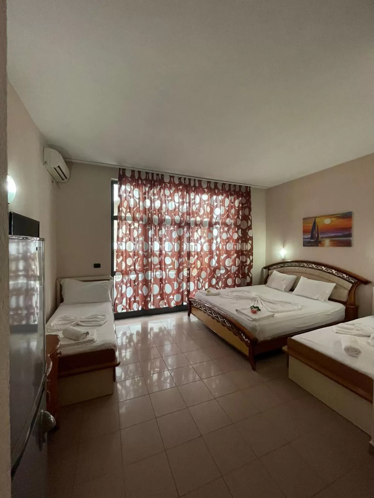 Photo of the whole room, Bed in Seashell Beach Rooms