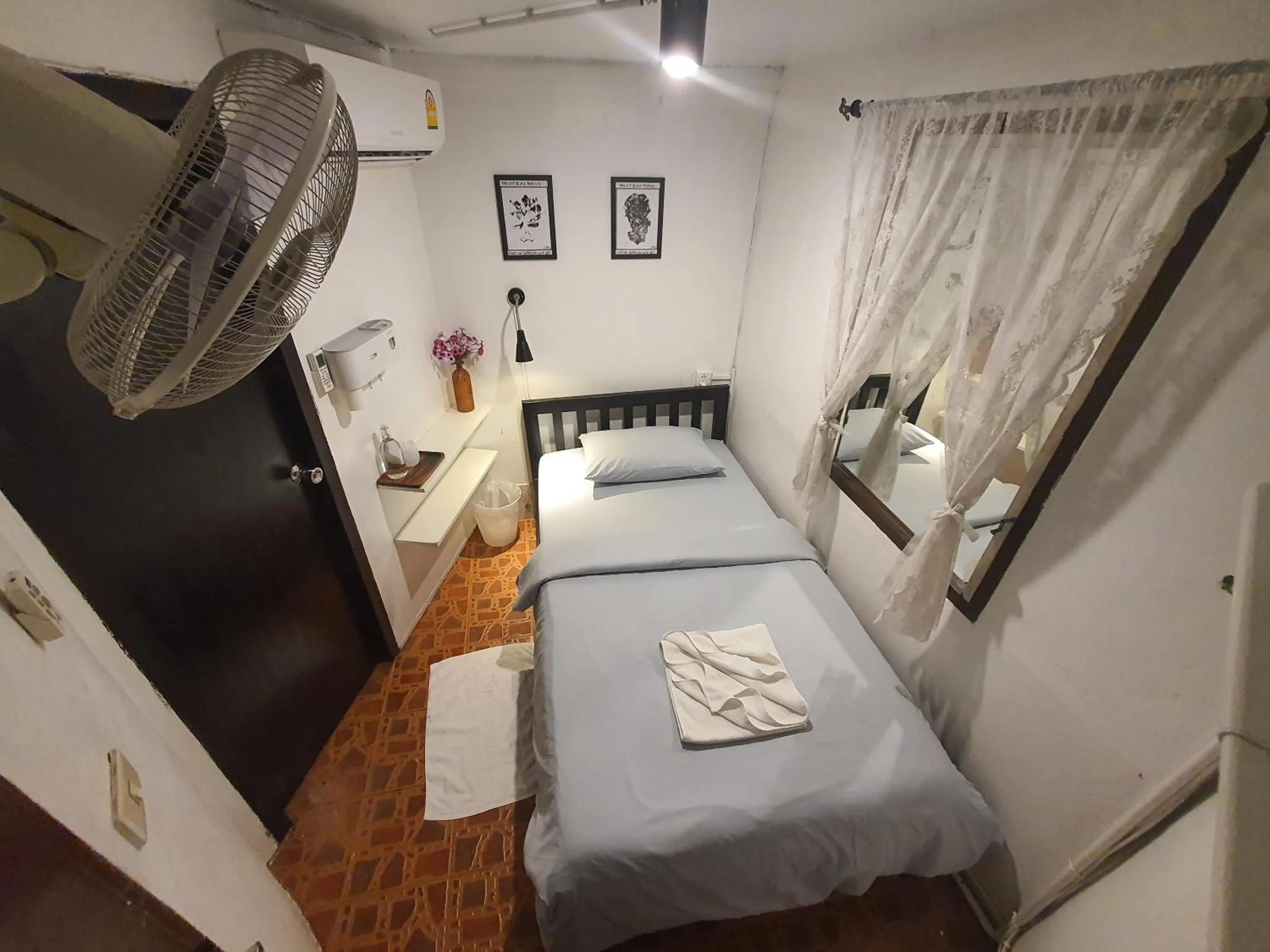 Bed in Home 16  (Hostel 16)