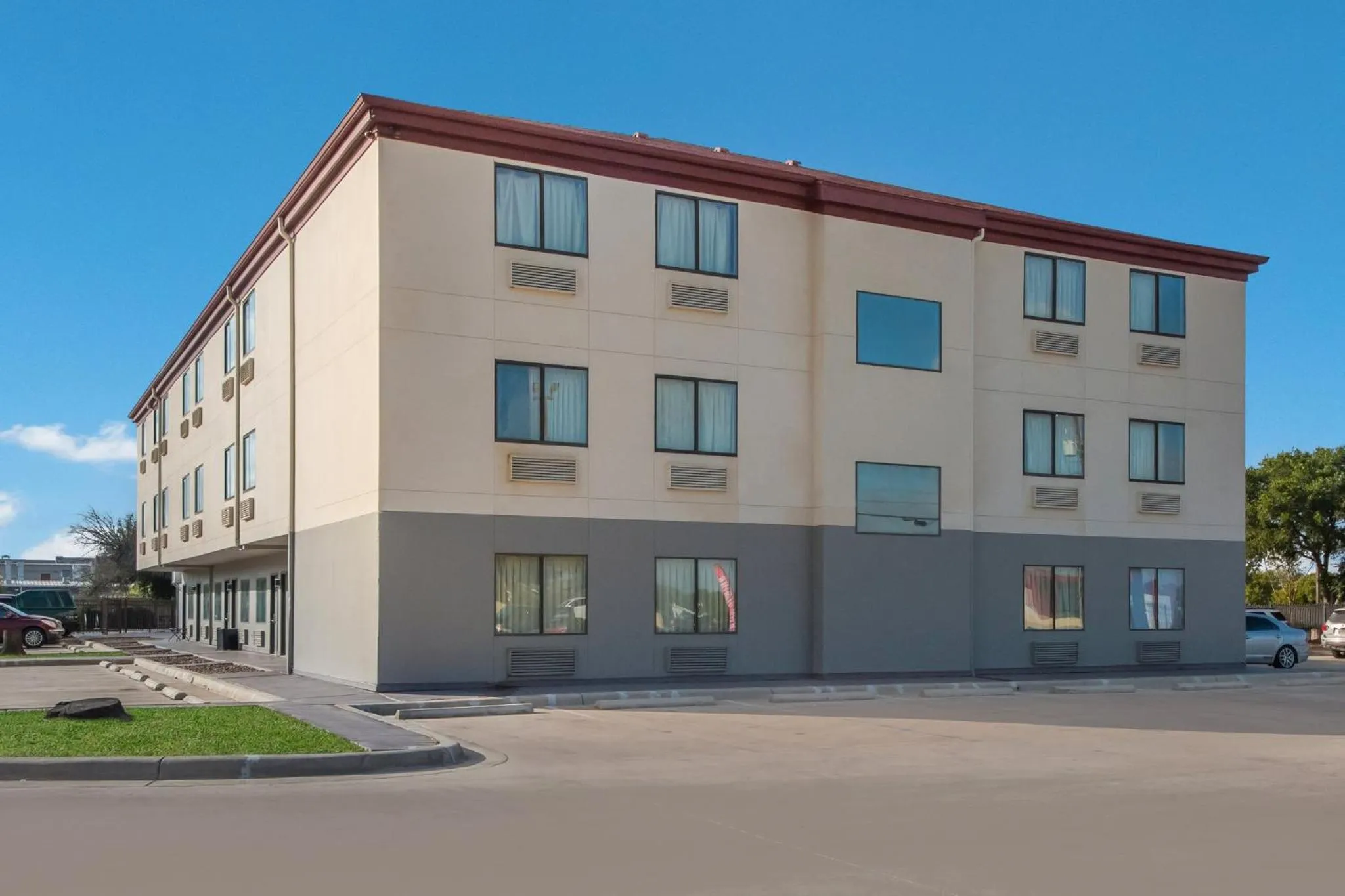 Property building in HomeTowne Studios by Red Roof San Antonio - SeaWorld Northwest