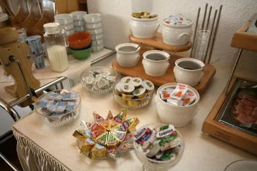 Food and drinks in Hotel Bischof