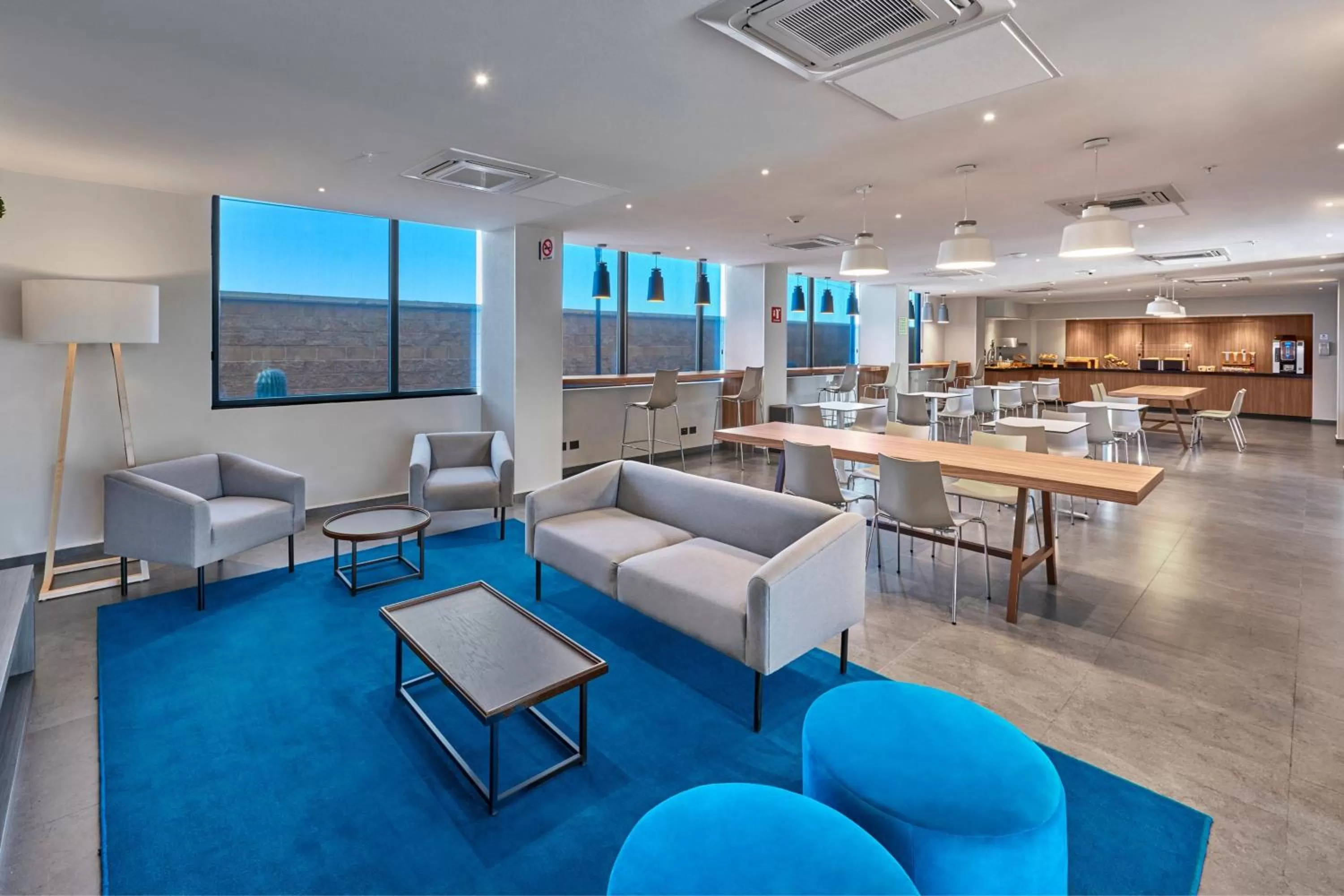 Living room in City Express by Marriott Hermosillo Expo