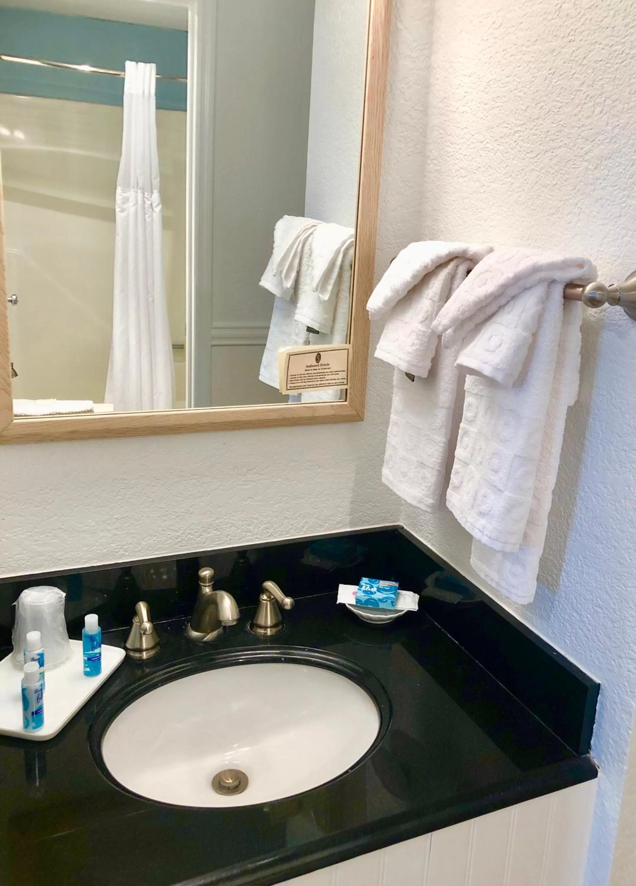 Bathroom in Atlantic View Hotel