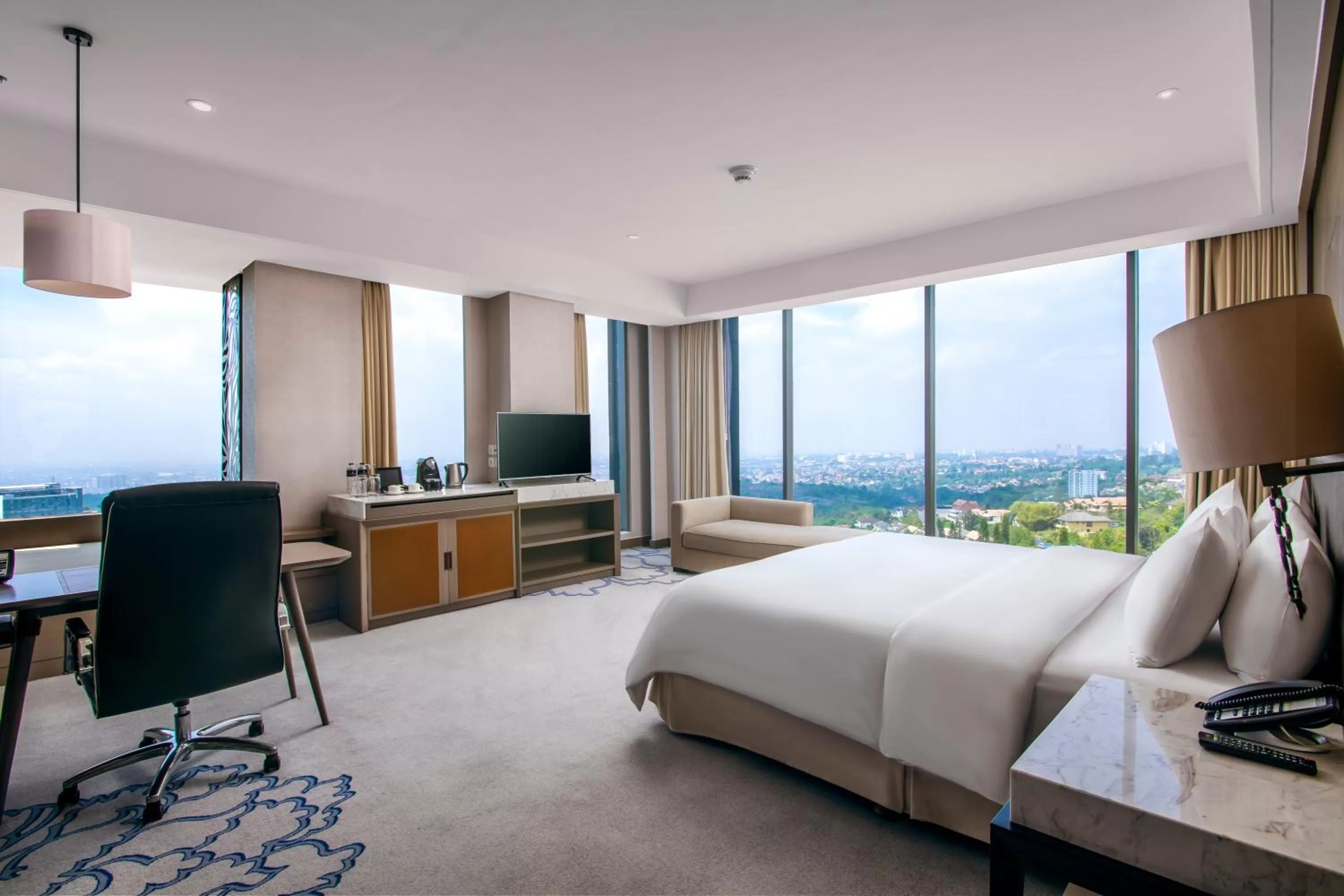 Photo of the whole room, Bed in InterContinental Bandung Dago Pakar by IHG