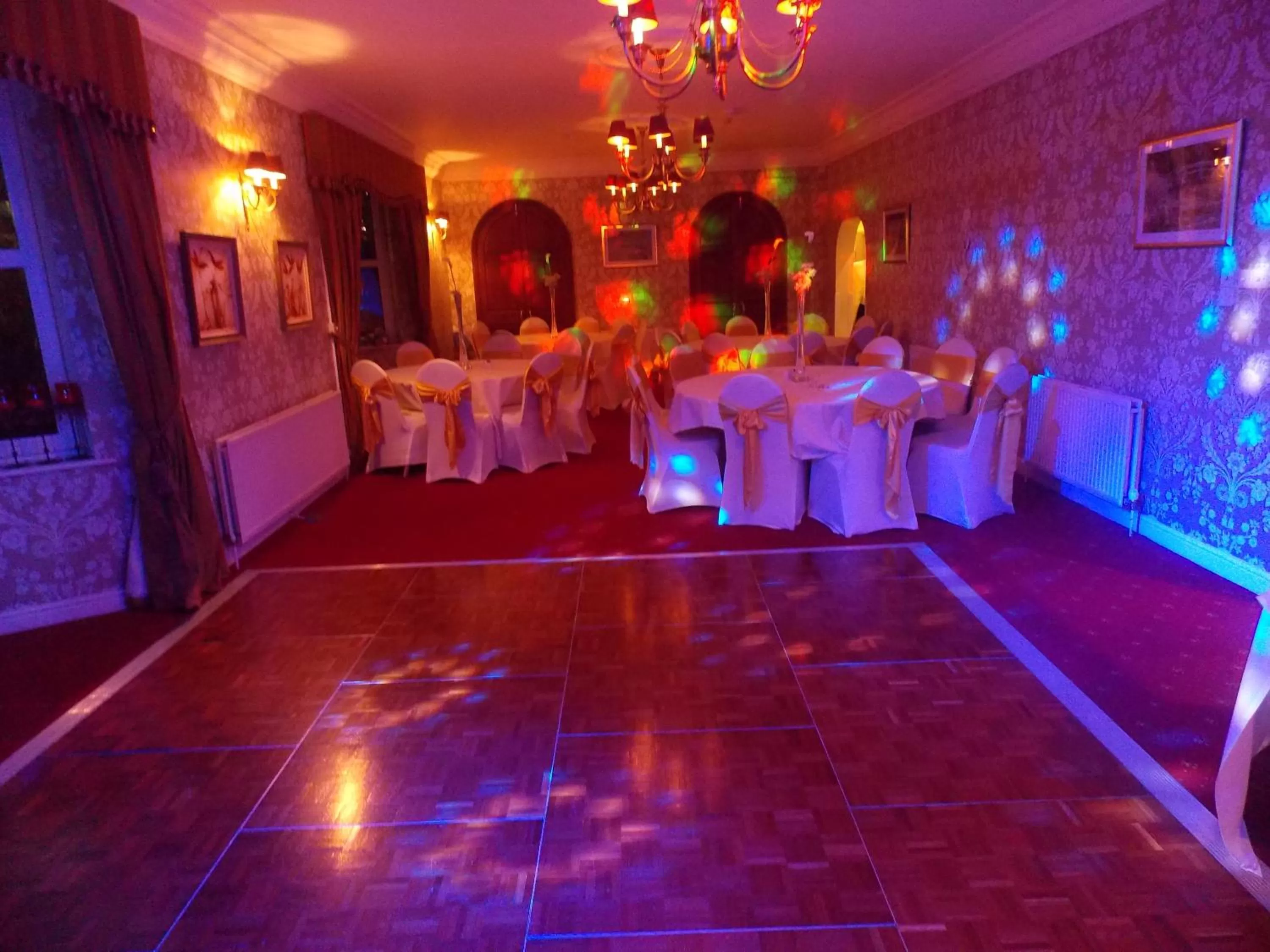 Banquet/Function facilities in Woodlands Hotel