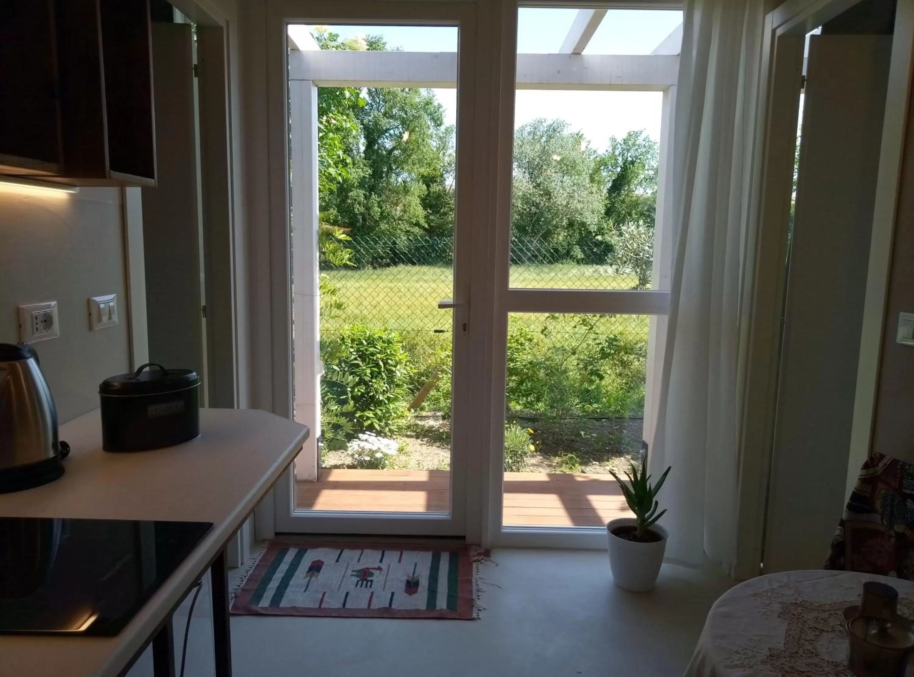 Communal kitchen in La Casa di Tara B&B Armonia e Natura