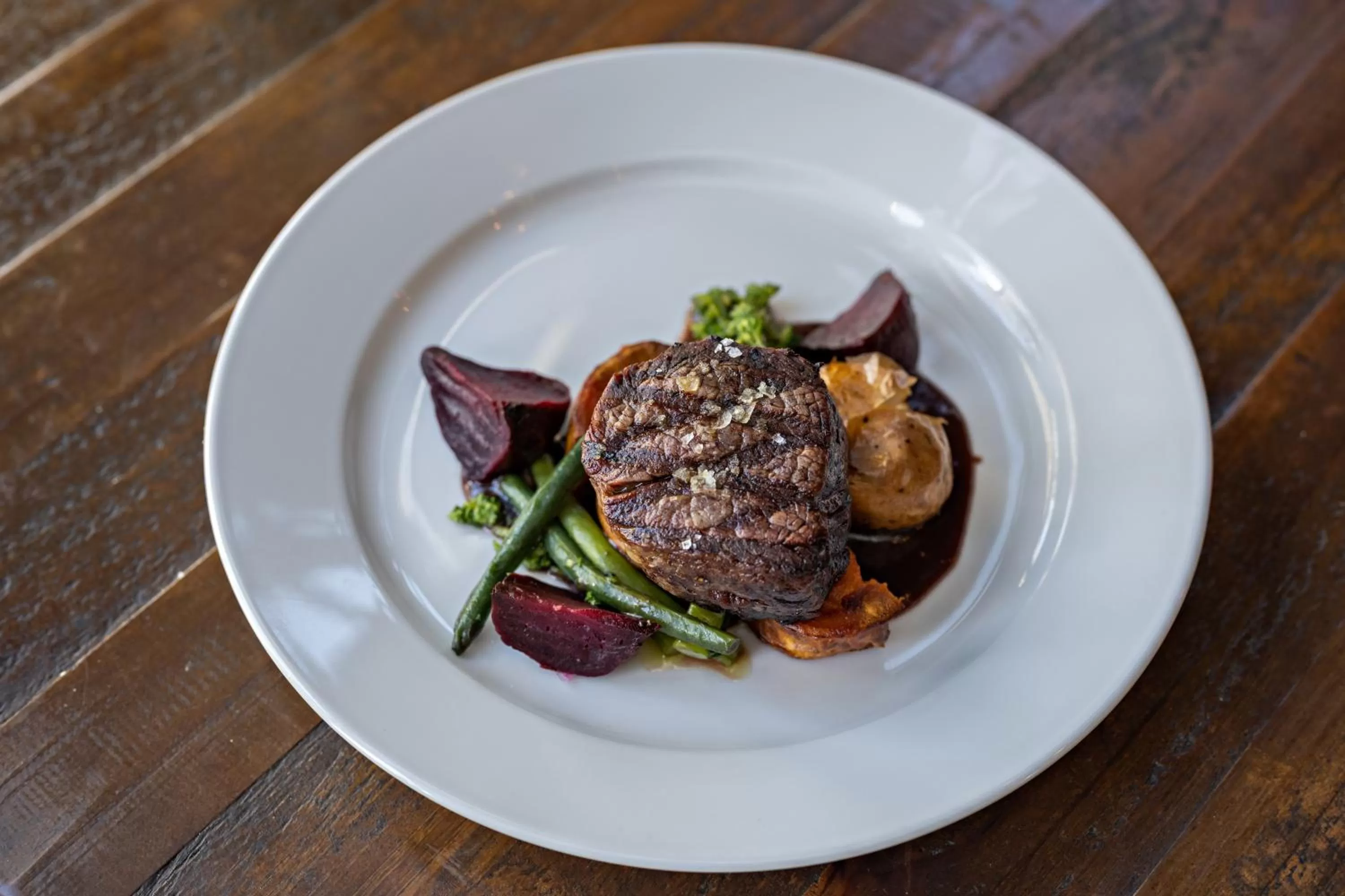 Restaurant/places to eat in Lincoln Downs Resort Batemans Bay