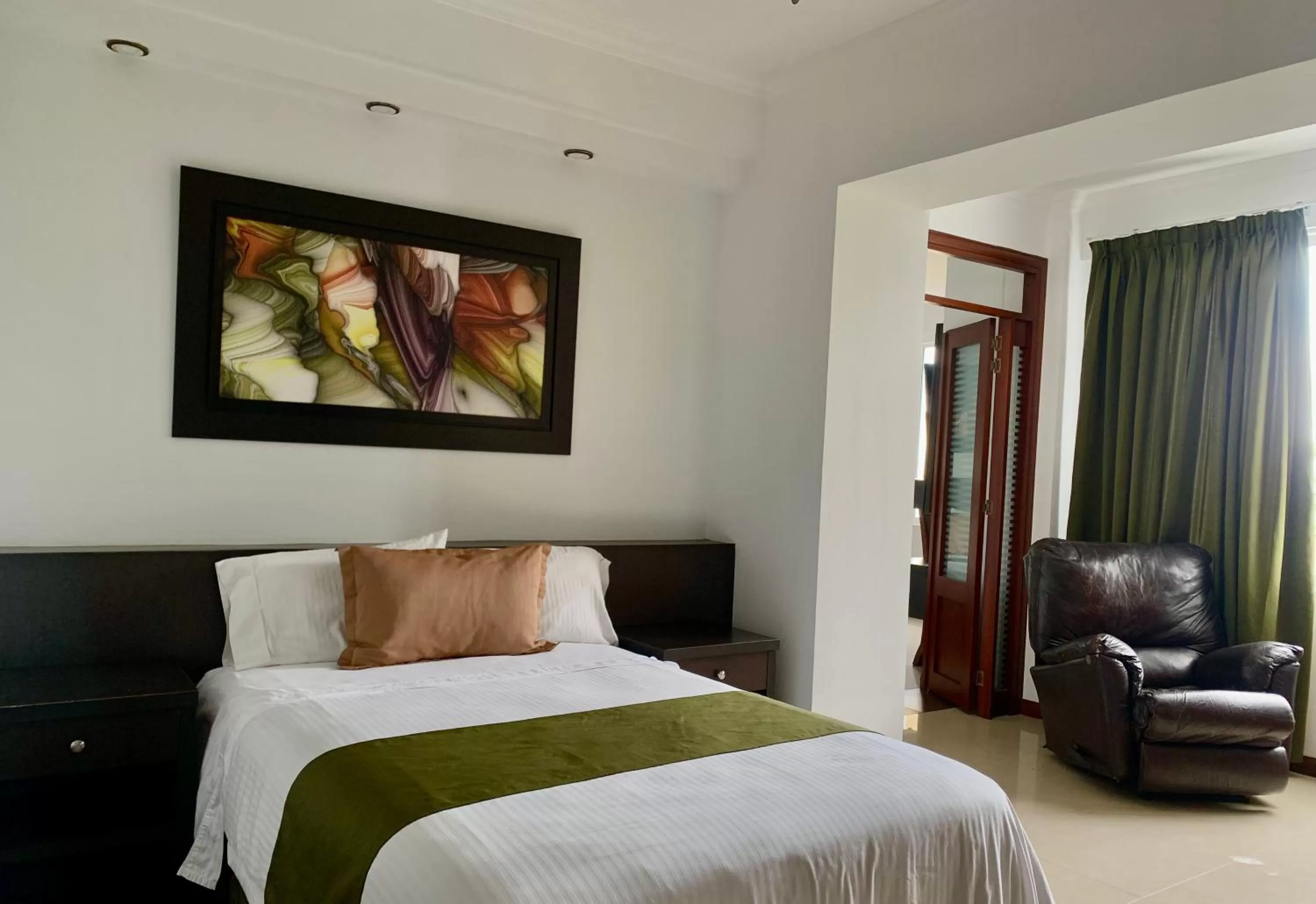 Bedroom, Bed in Serenity Suites Casa Boutique