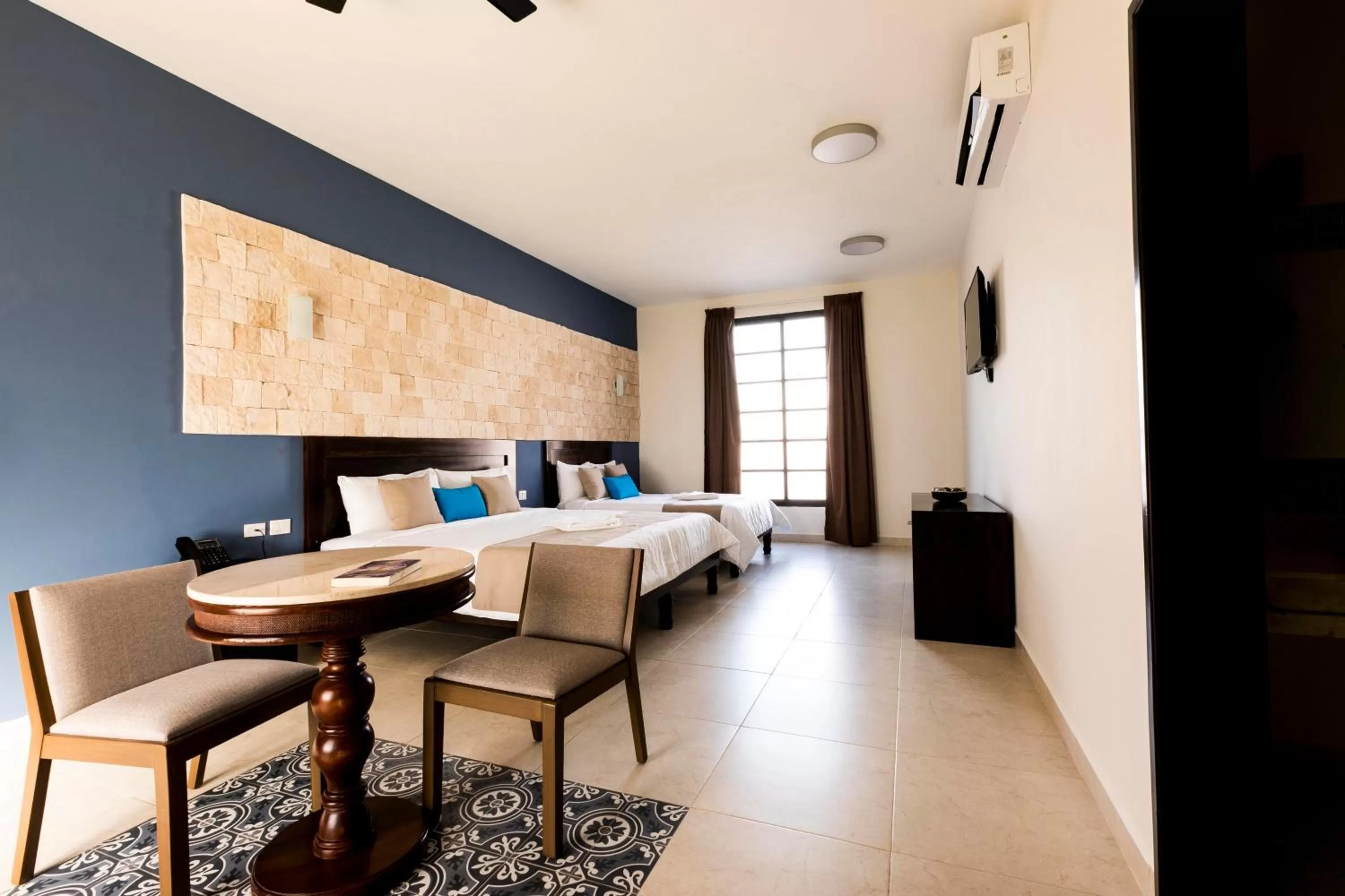 Photo of the whole room, Bed in Hotel Los Frailes, Valladolid, Yucatán