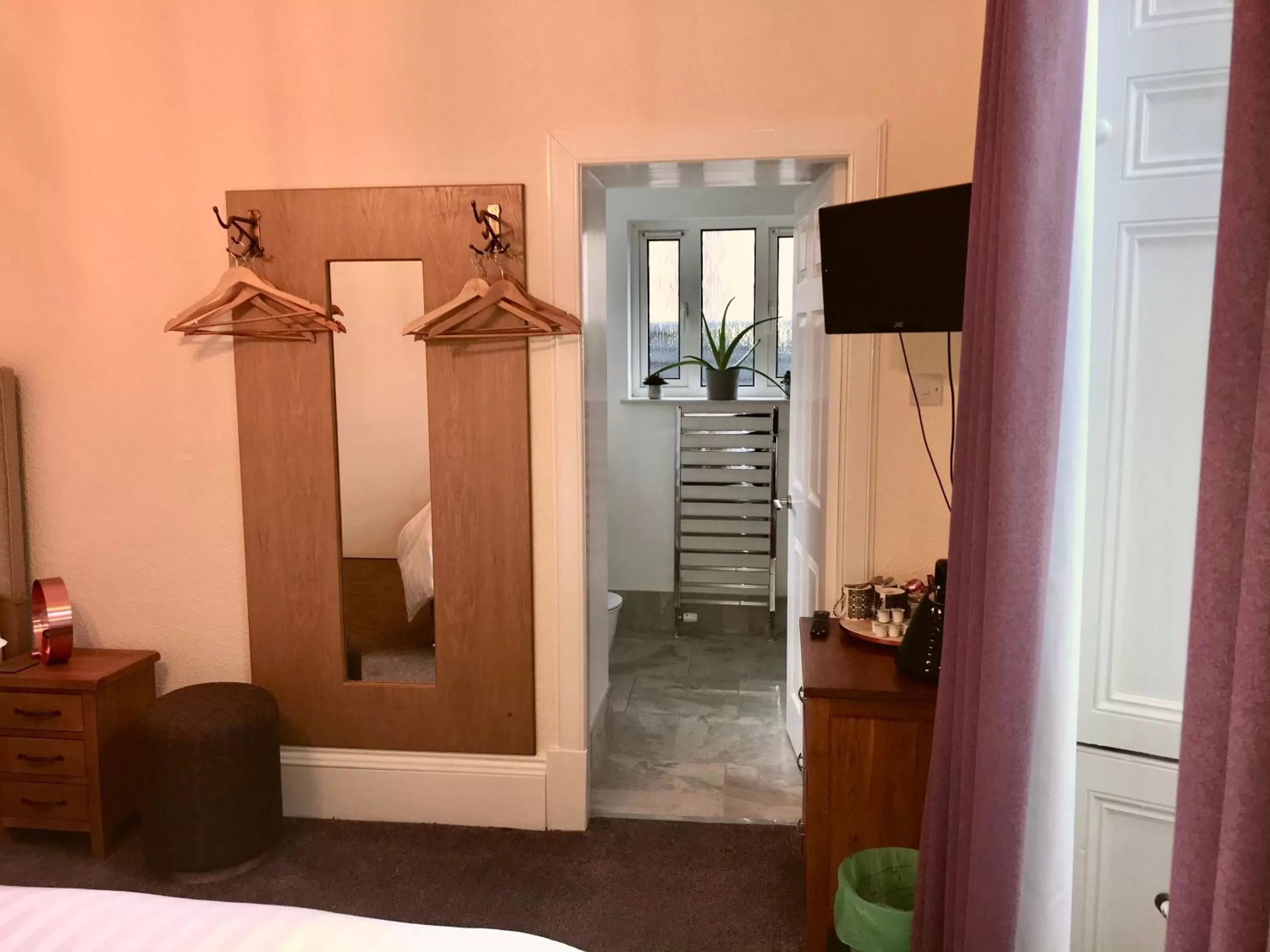 Double or Twin Room in Ravenswood Guest House
