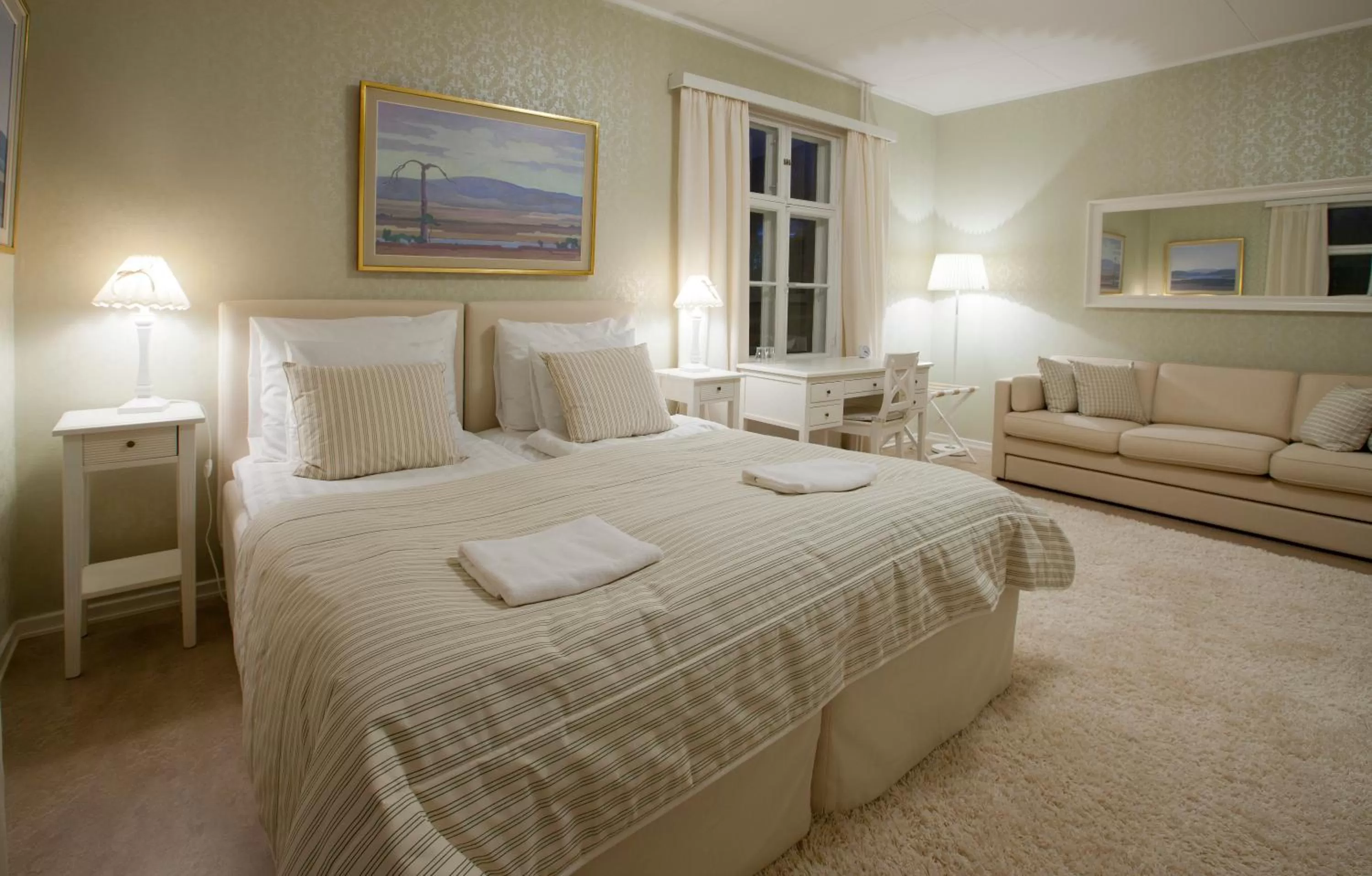 Bedroom, Bed in Ahlströmin Ruukki Noormarkku