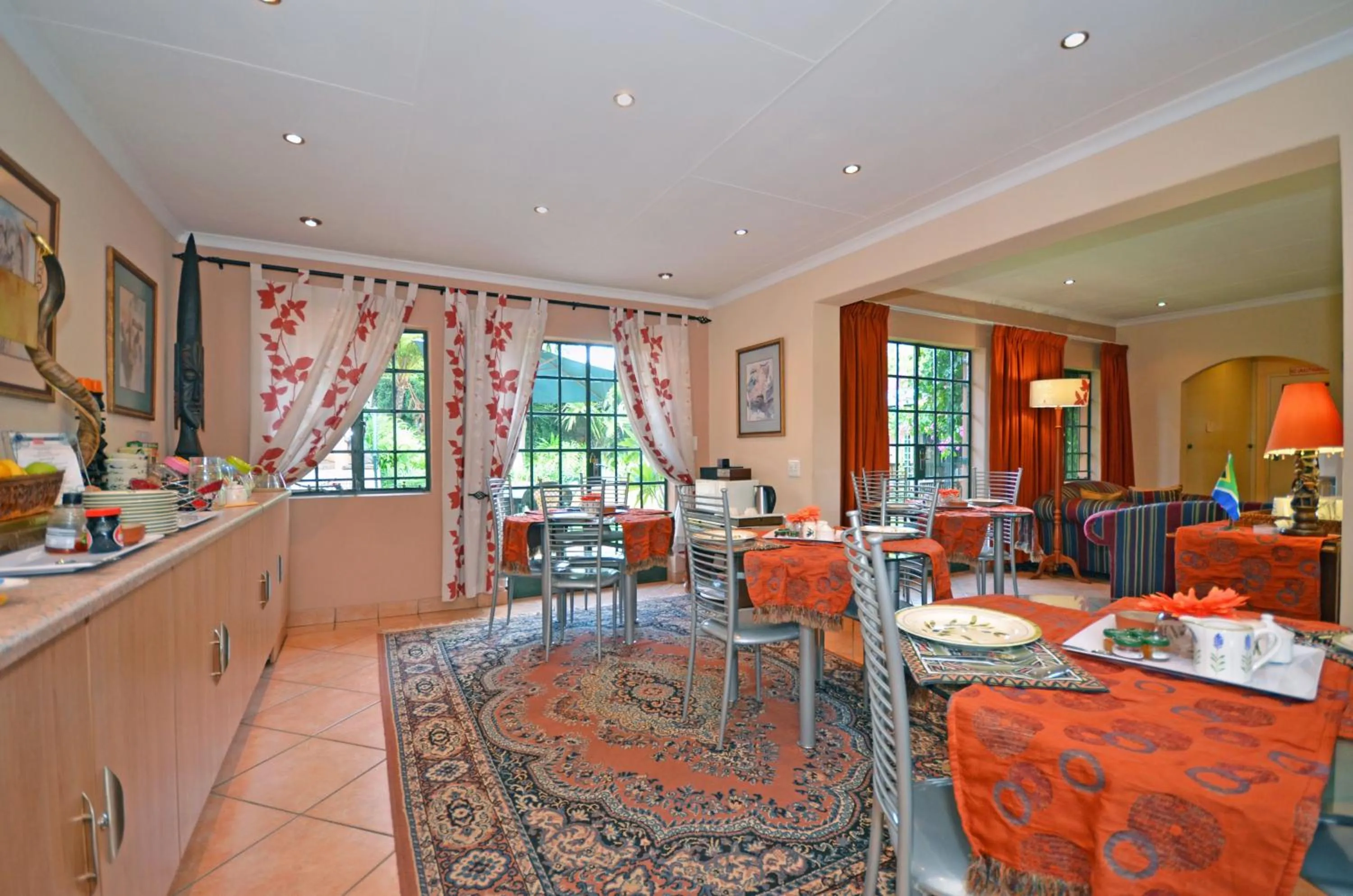 Restaurant/places to eat in Cherry Tree Cottage B&B Linden