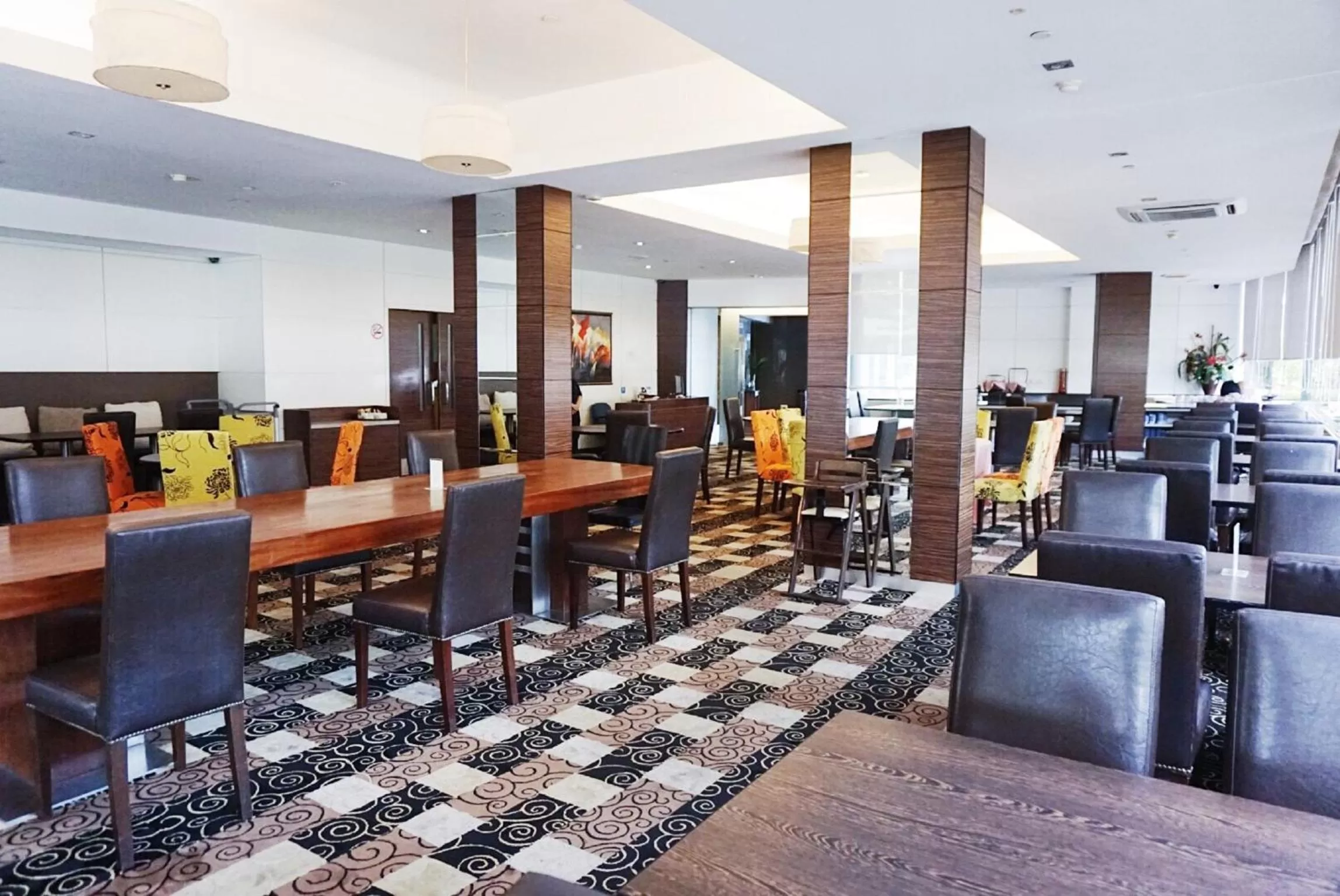 Restaurant/places to eat in Kingwood Hotel Kuching