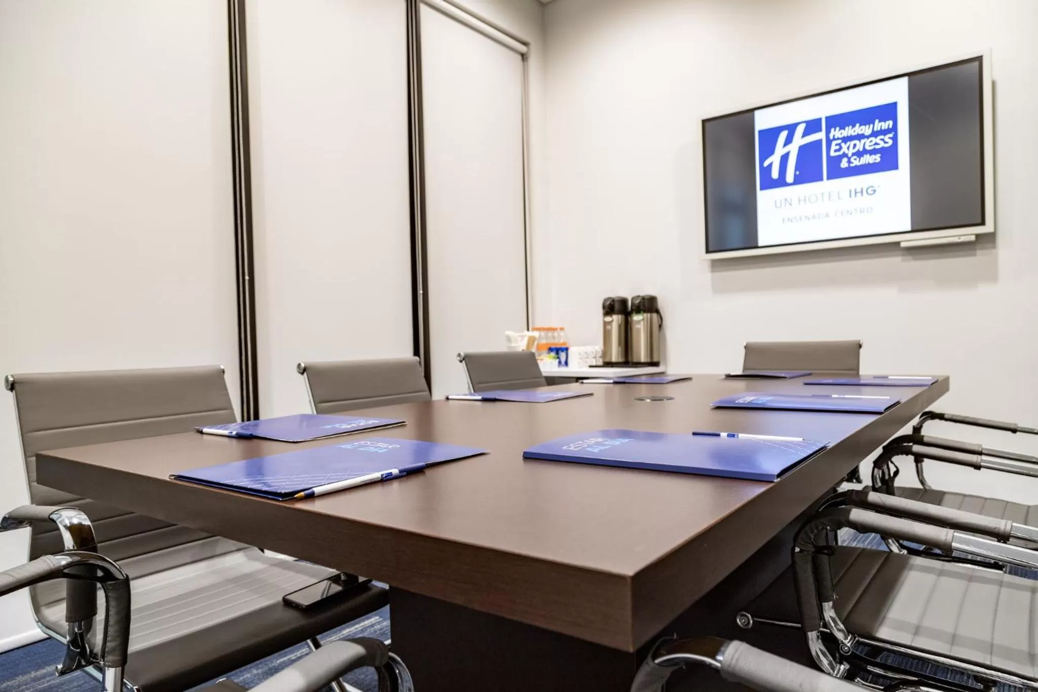 Meeting/conference room in Holiday Inn Express & Suites - Ensenada Centro by IHG