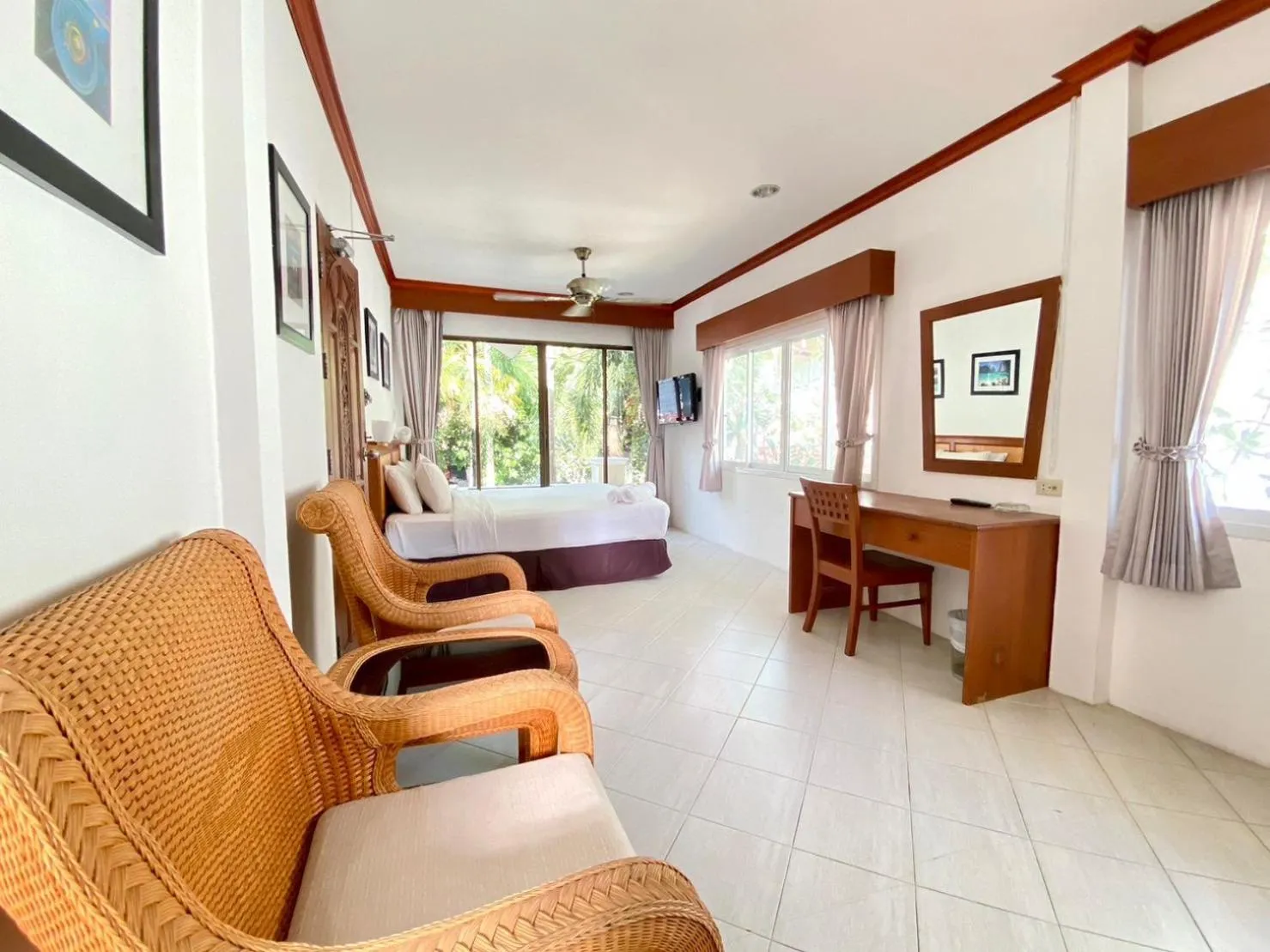 Bedroom in Garden Home Kata