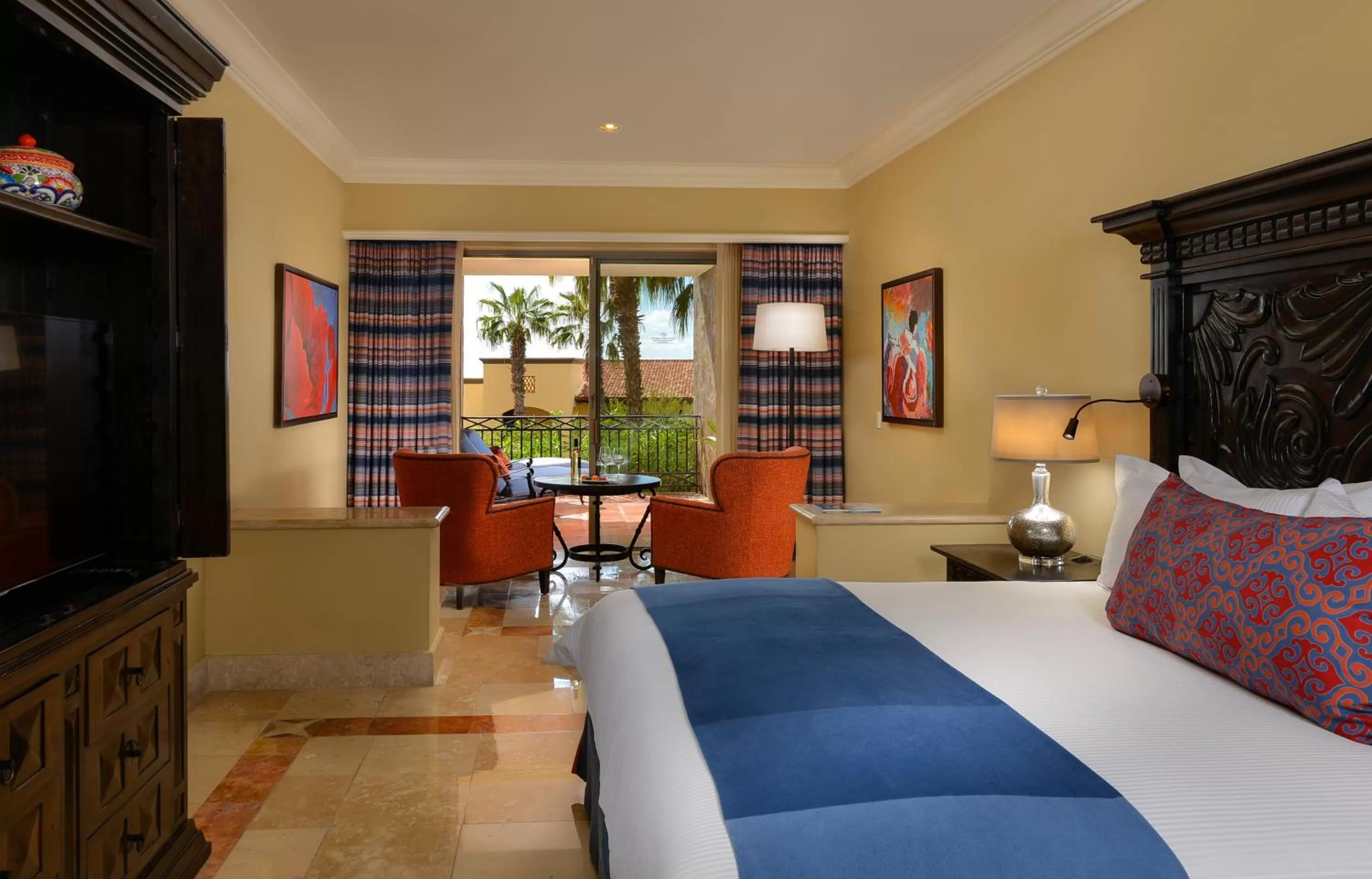 Bed in Pueblo Bonito Sunset Beach Golf & Spa Resort - All Inclusive