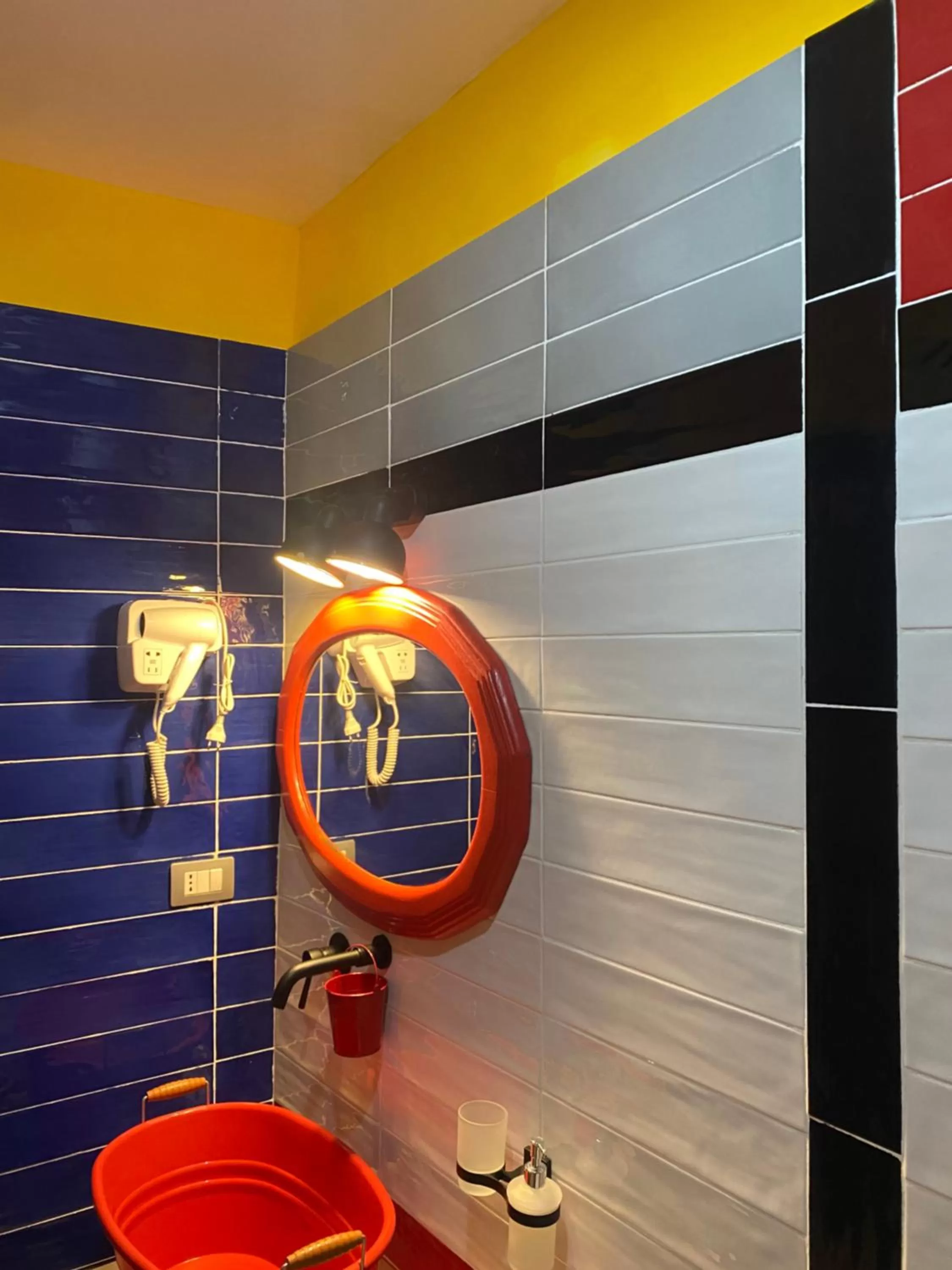 Bathroom in casa interattiva Naples'Secrets