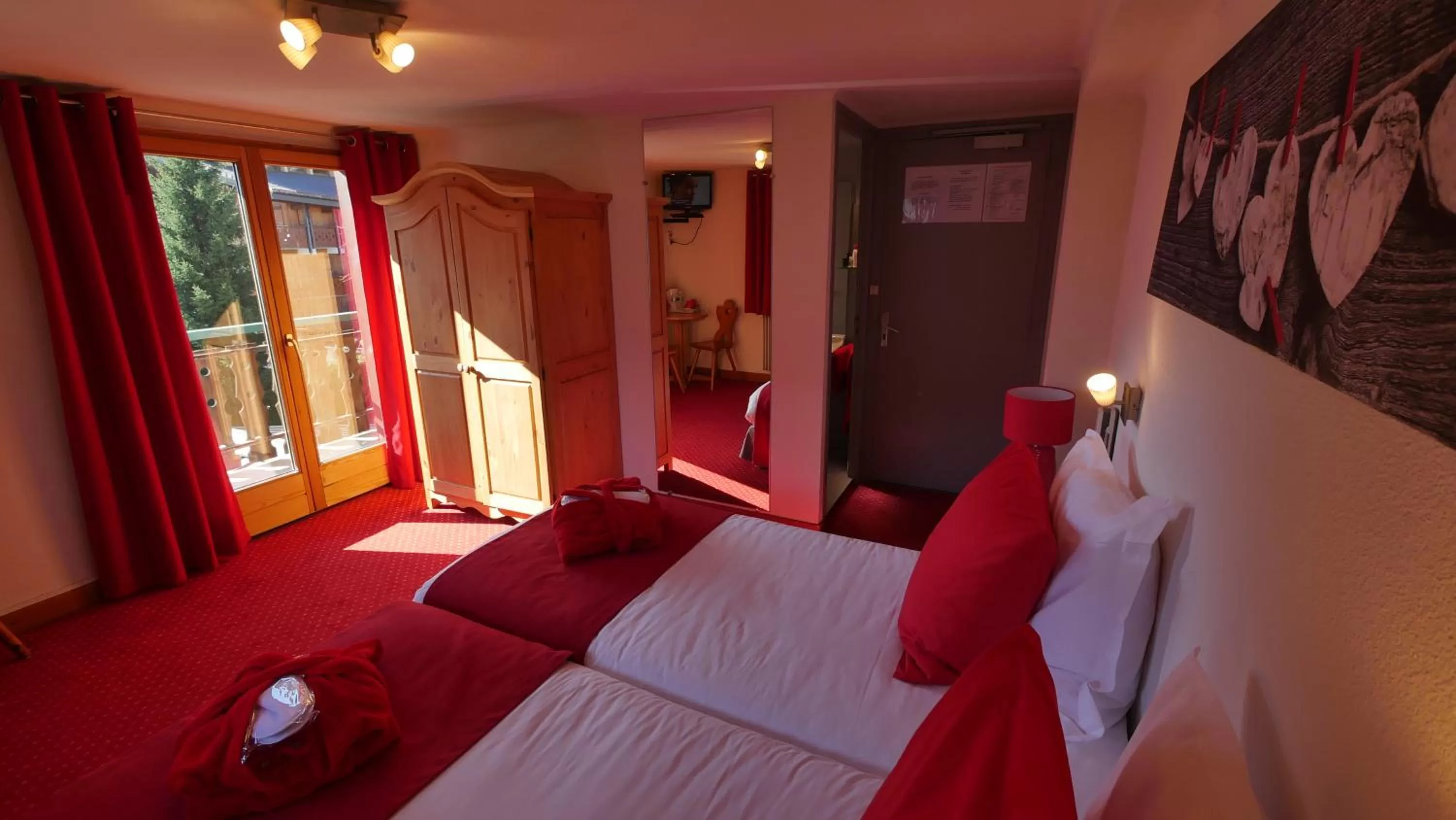 Decorative detail, Bed in Hotel Bel'alpe