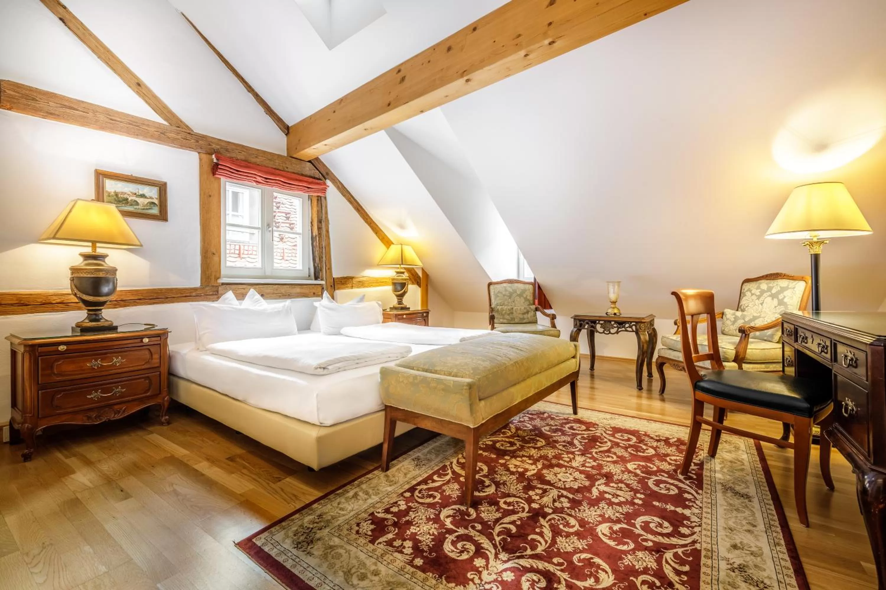 Bed in Chin-Chin Hotel ehemals Bohemian Hotel