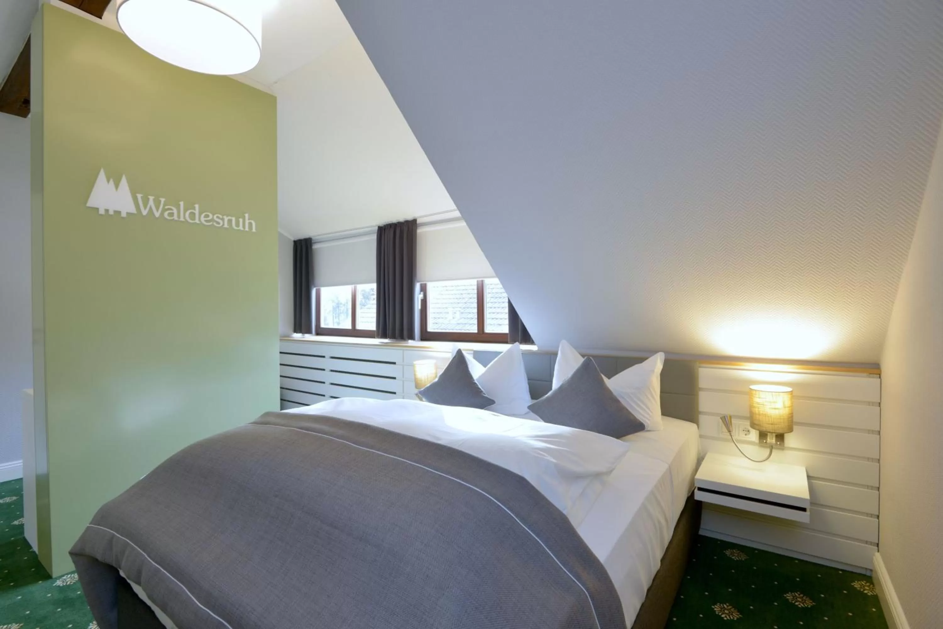 Property building, Bed in Hotel Restaurant Waldesruh