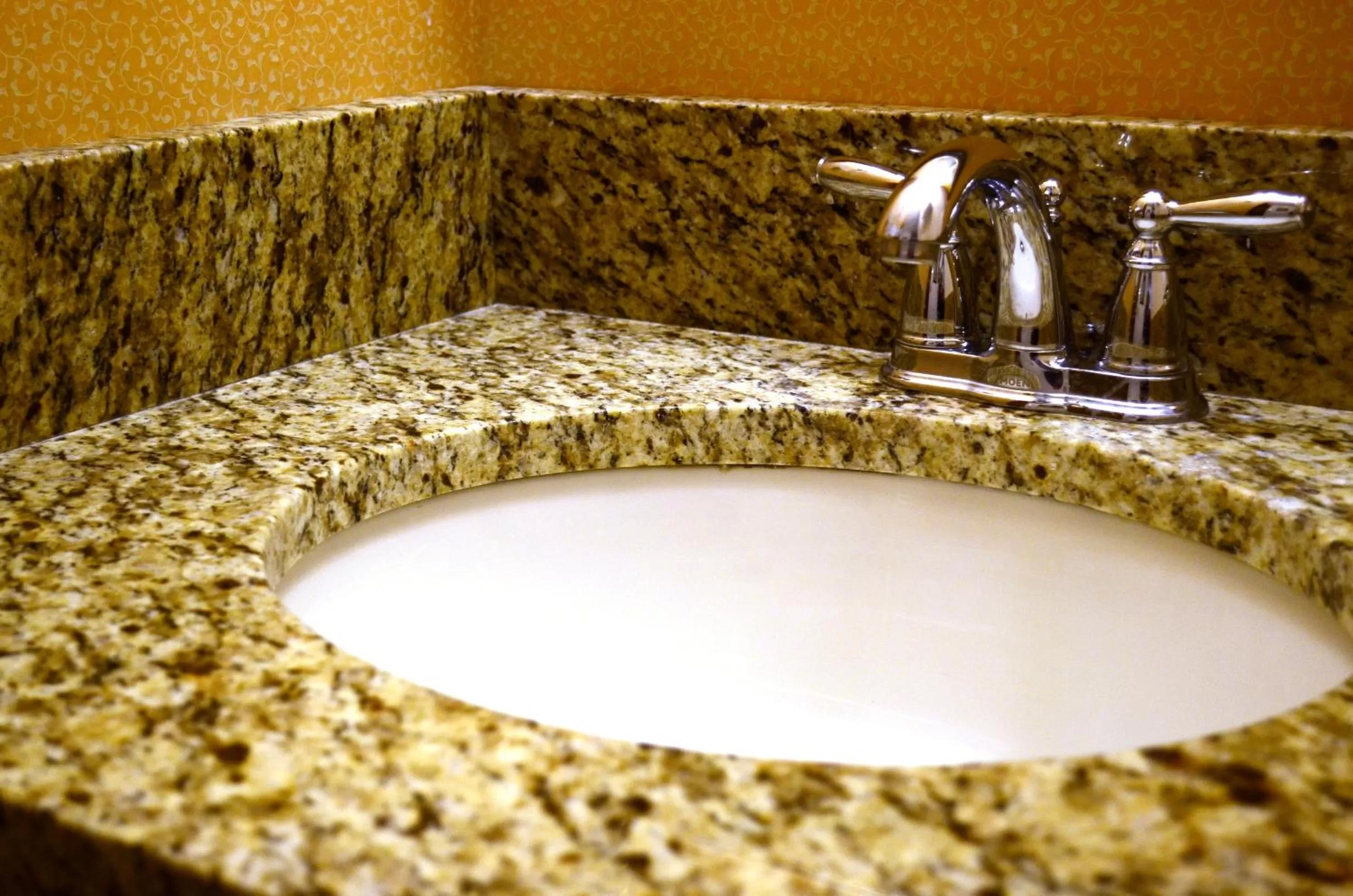 Bathroom in Greenbrier Inn Killington