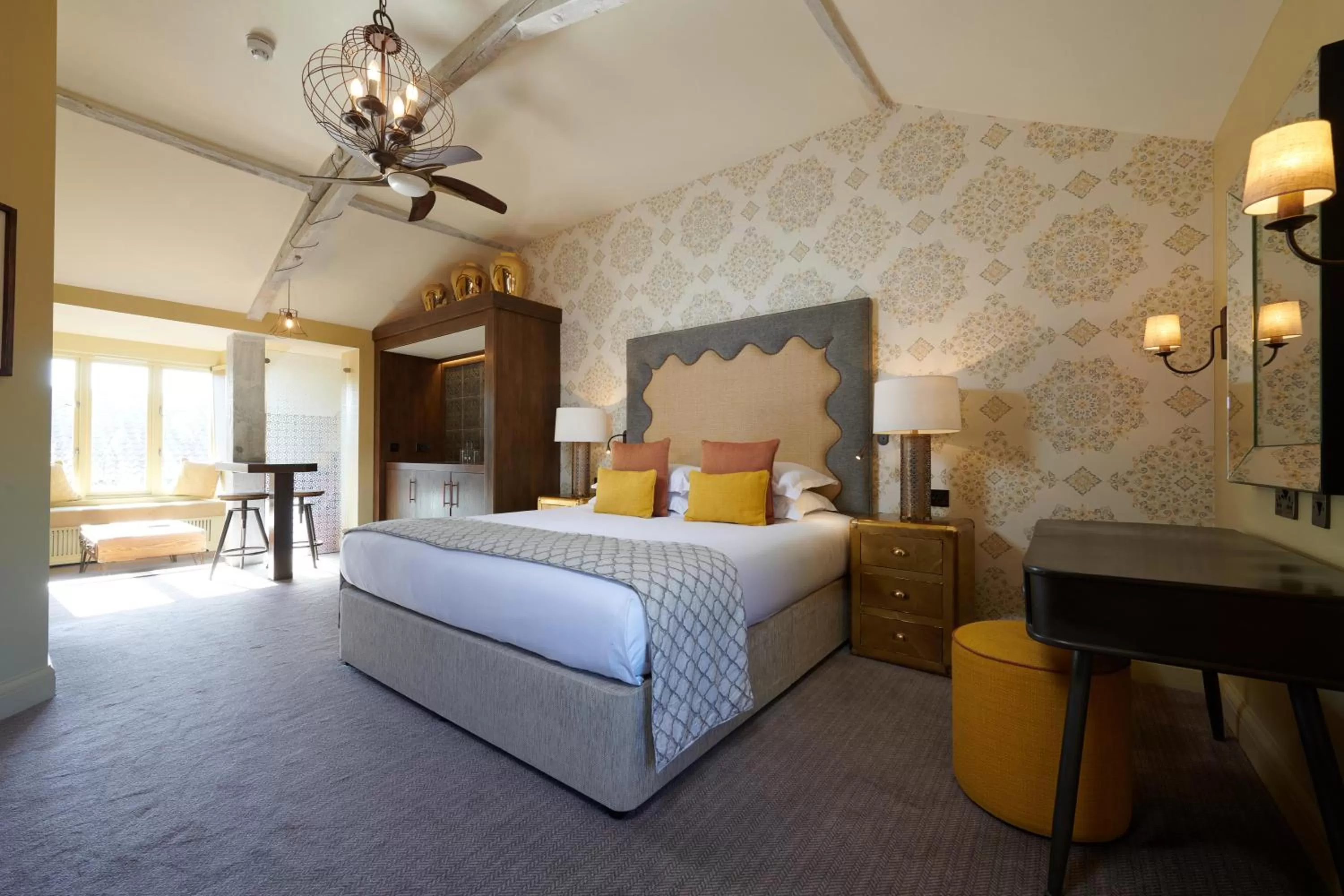 Photo of the whole room, Bed in Park Farm Hotel