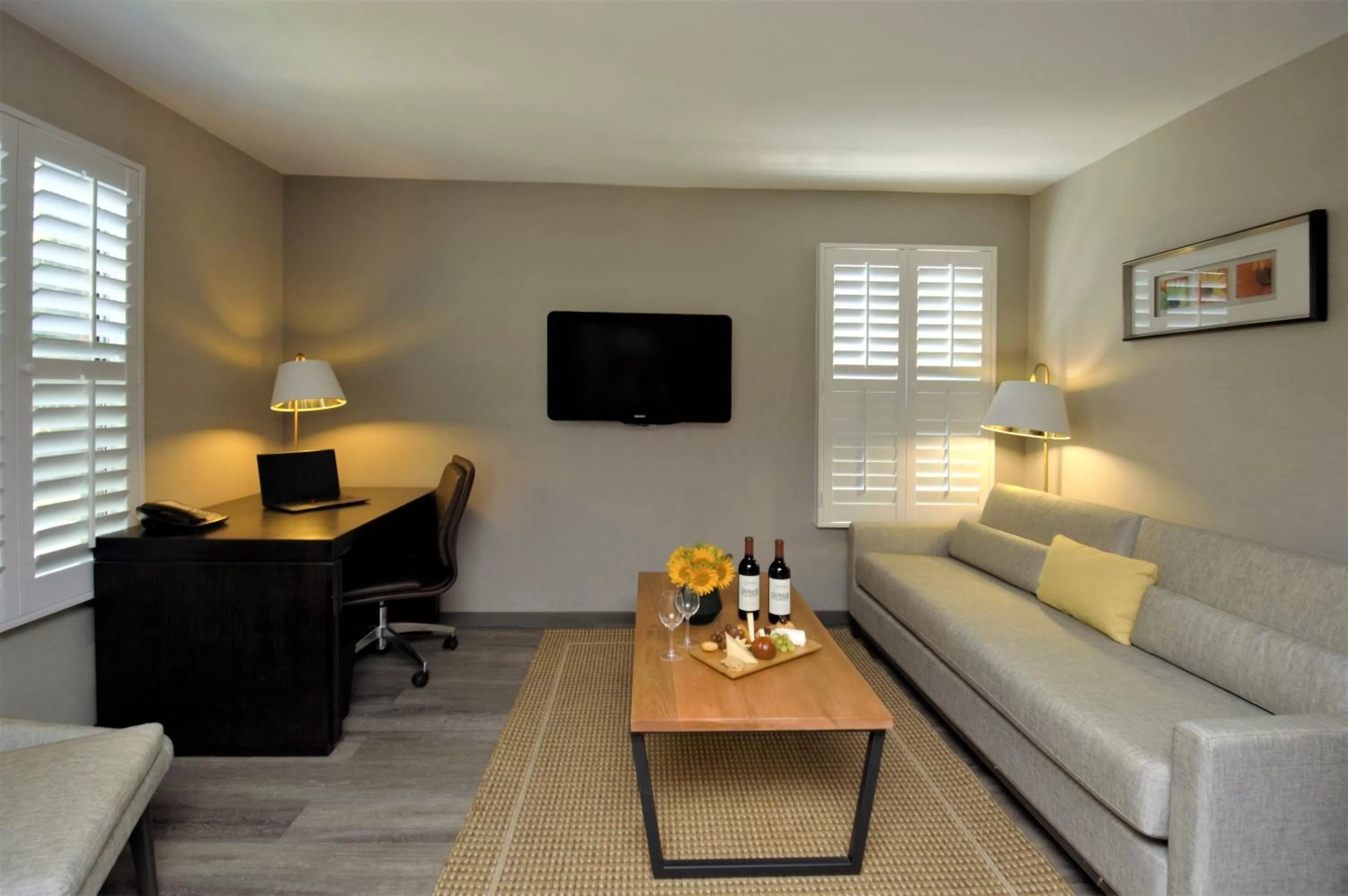 Photo of the whole room in Hotel Indigo Napa Valley by IHG