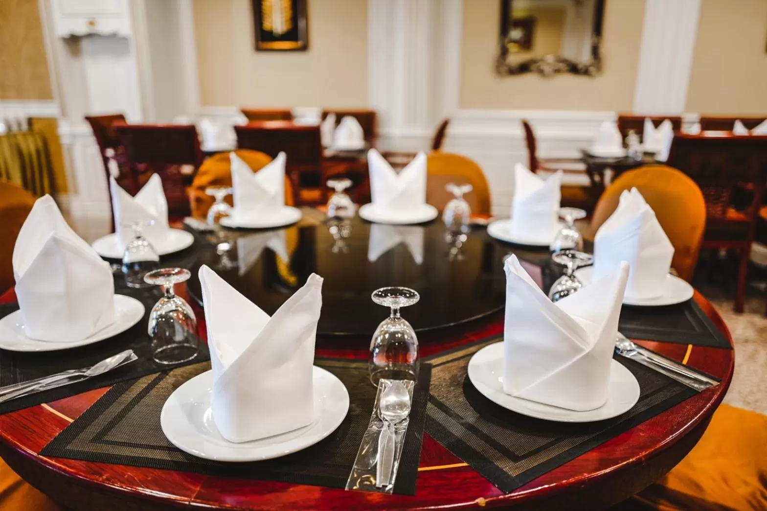 Restaurant/places to eat in Town in Town Hotel Bangkok